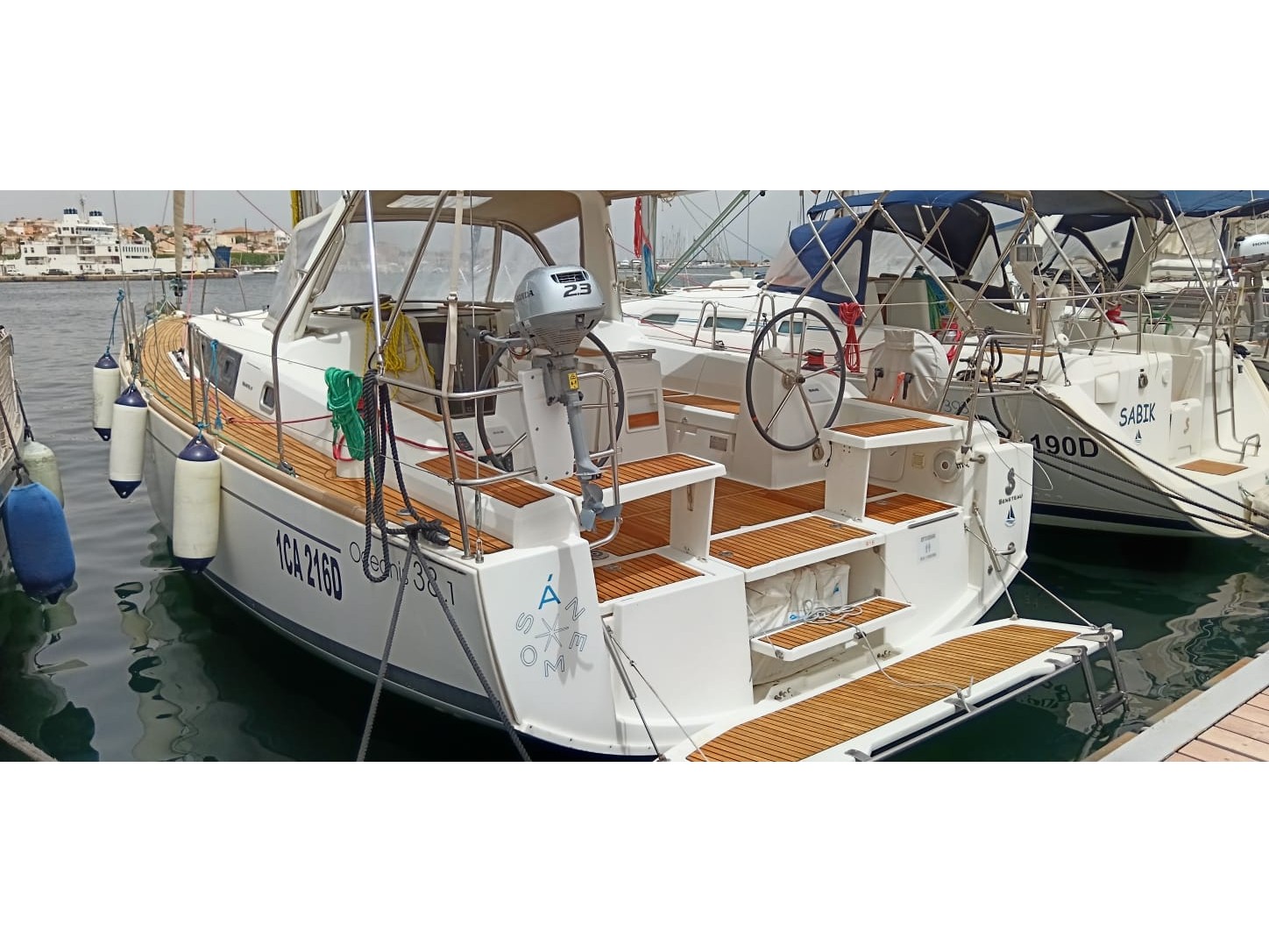 Oceanis 38 — photo 1