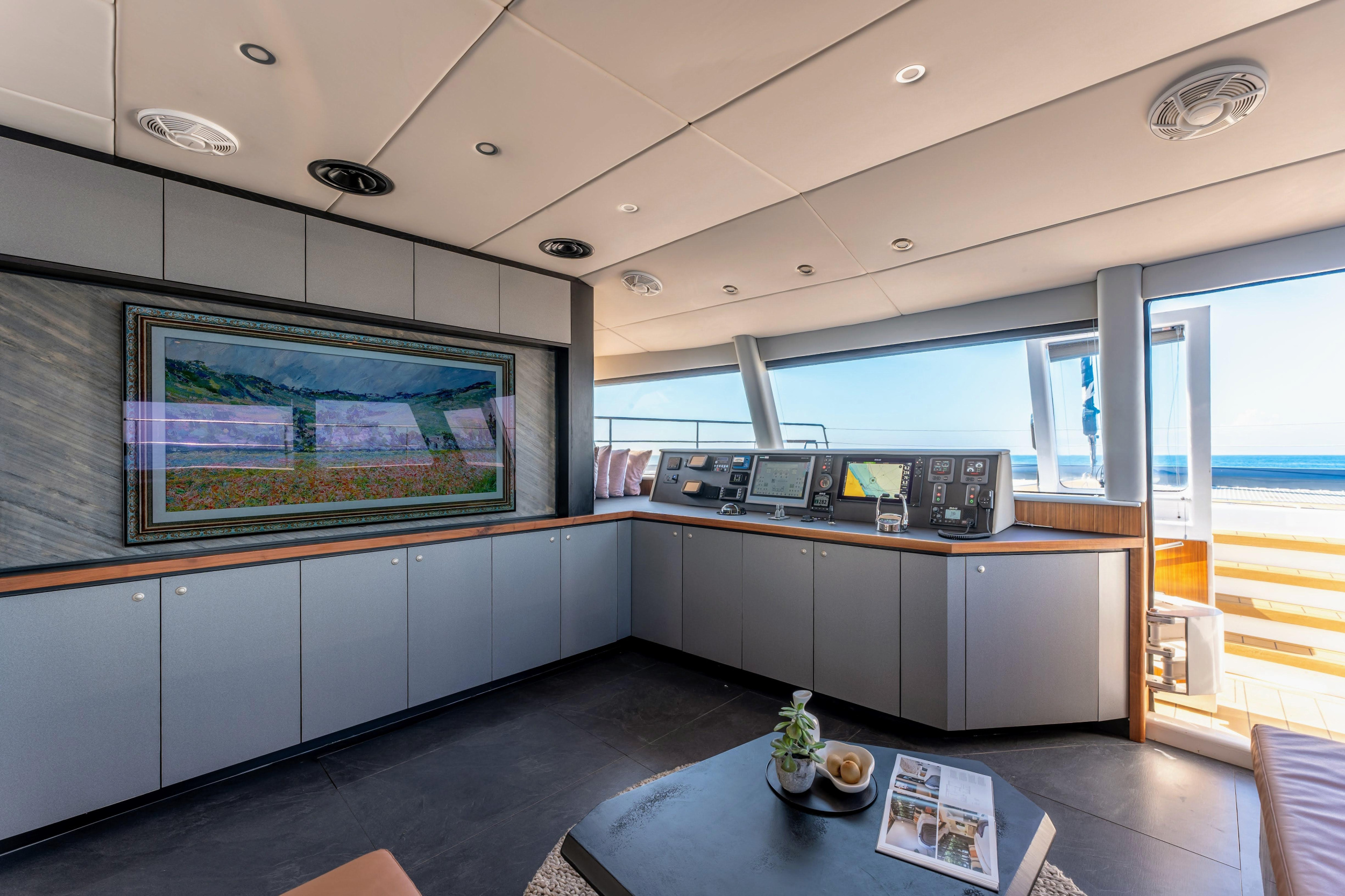 Catamaran J-Yachts — photo 8