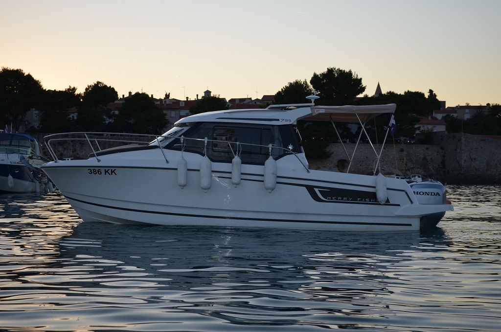 Merry Fisher 795 — photo 2