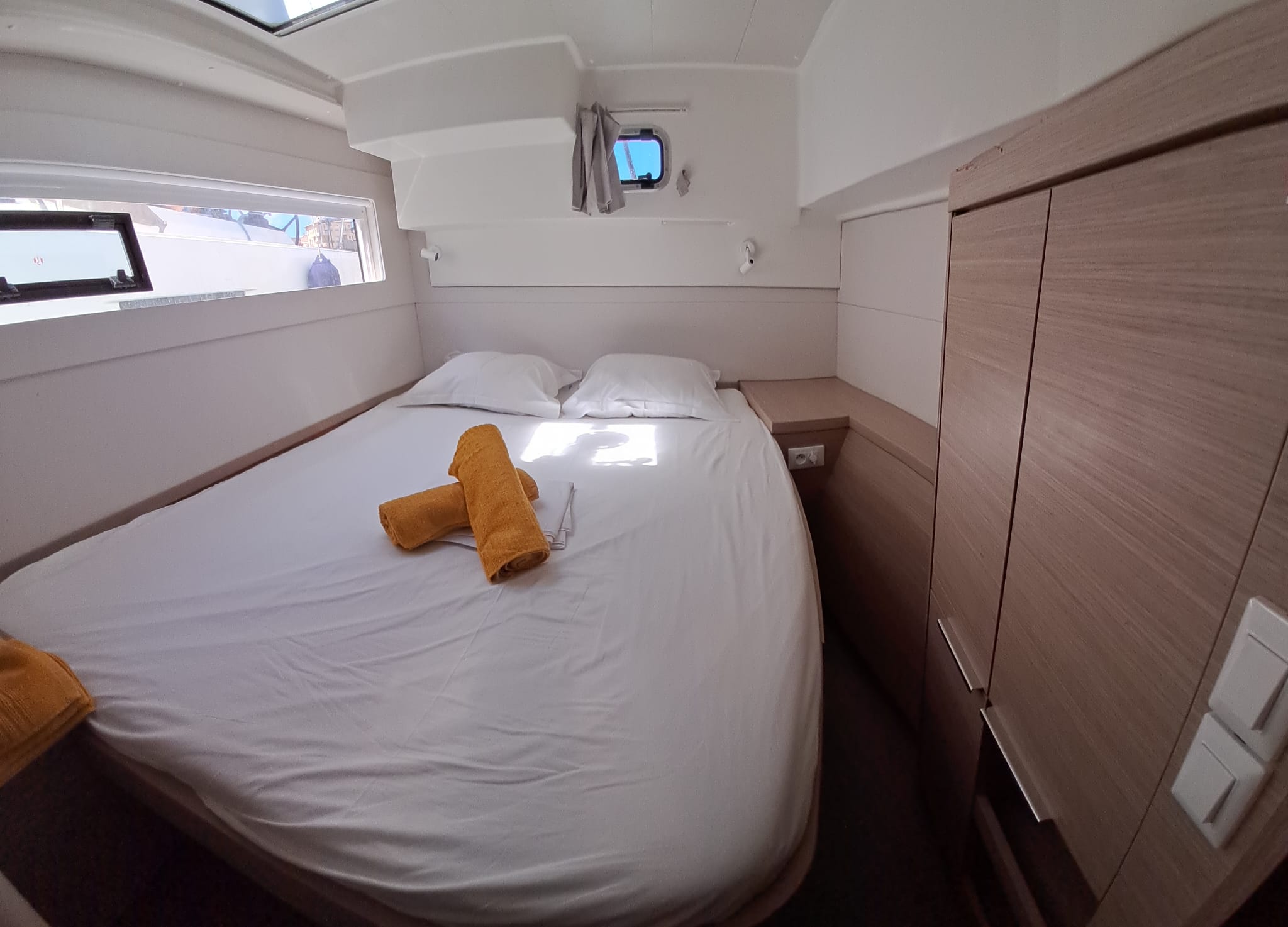 Lagoon 40 — photo 9