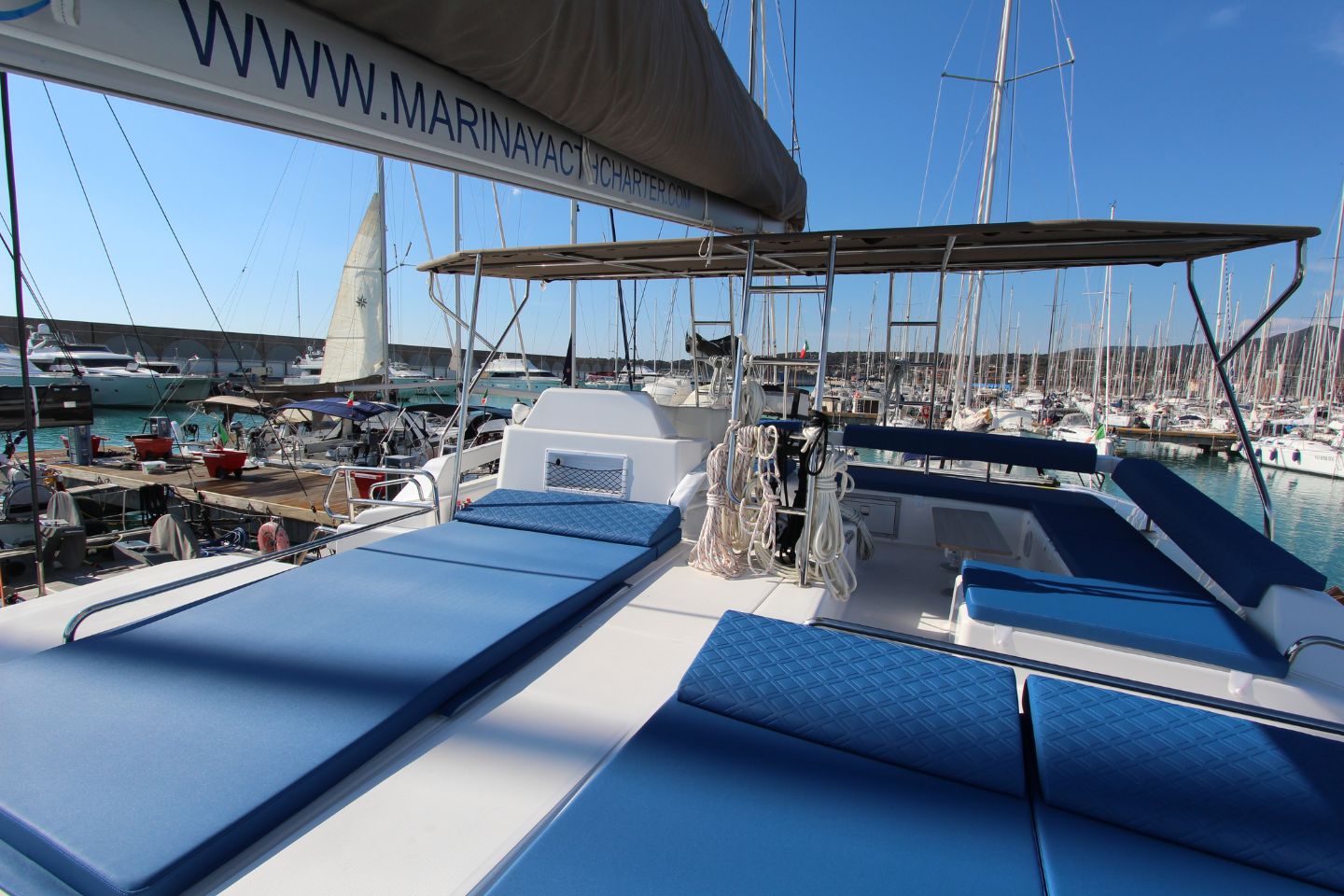 Dufour Catamaran 48 5c+5h — photo 24