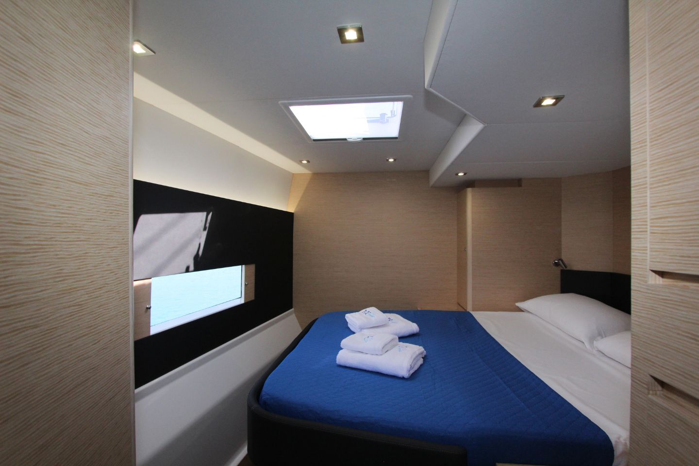 Dufour Catamaran 48 5c+5h — photo 2