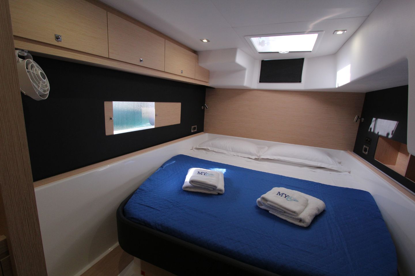 Dufour Catamaran 48 5c+5h — photo 30