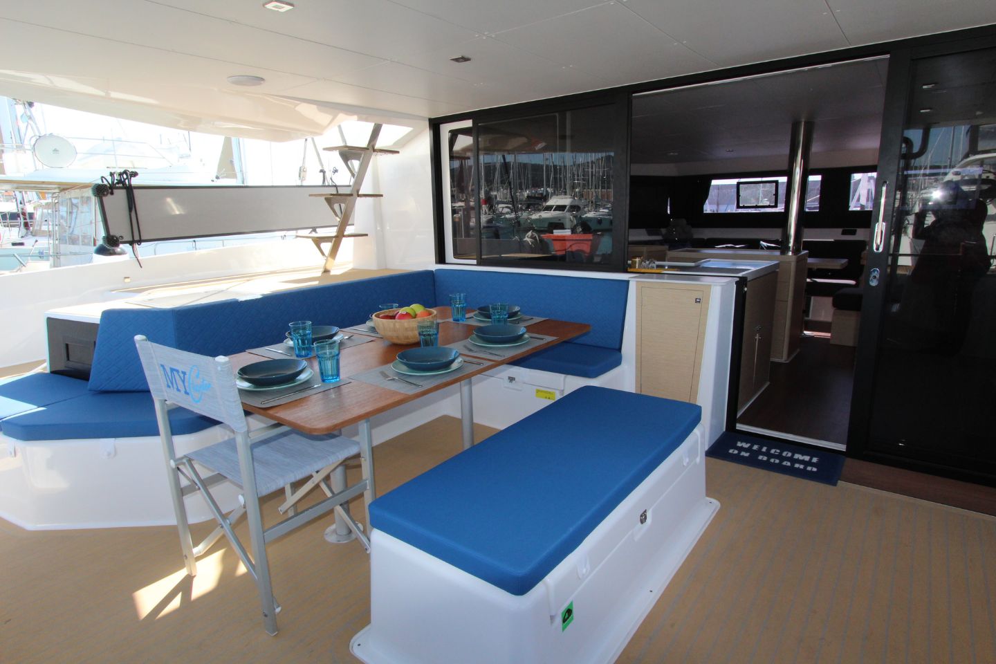 Dufour Catamaran 48 5c+5h — photo 3