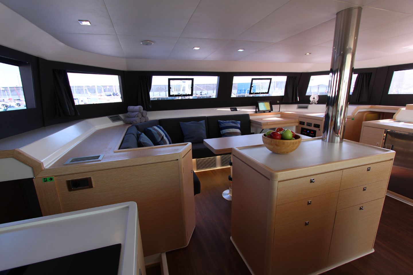 Dufour Catamaran 48 5c+5h — photo 15