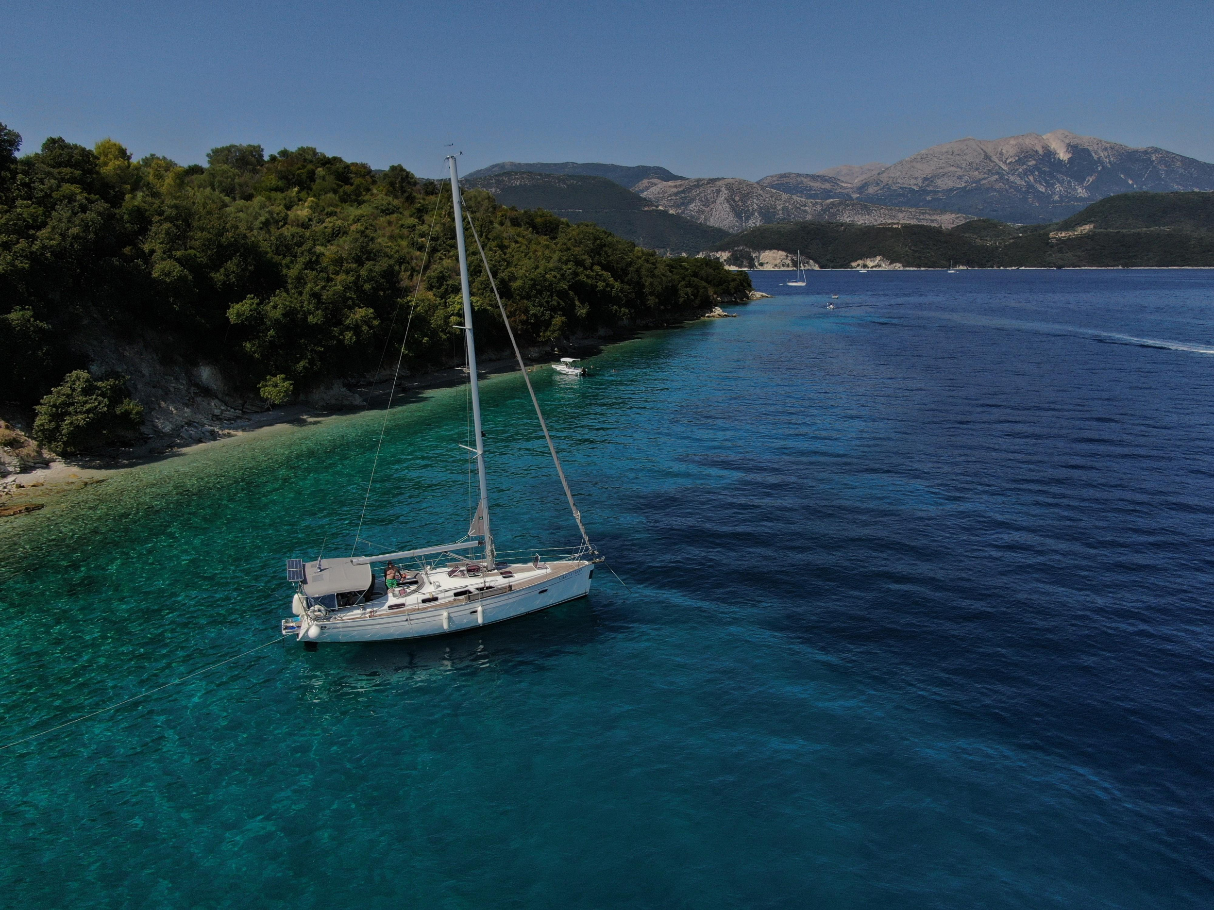 Bavaria Cruiser 40 — photo 7