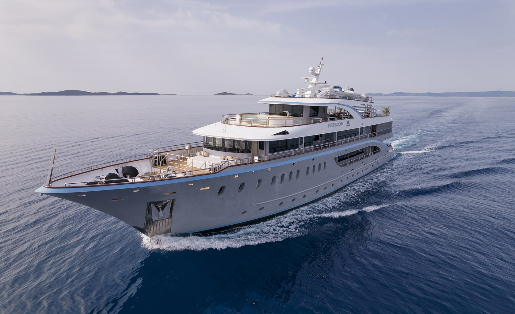 Motoryacht Freedom — photo 33