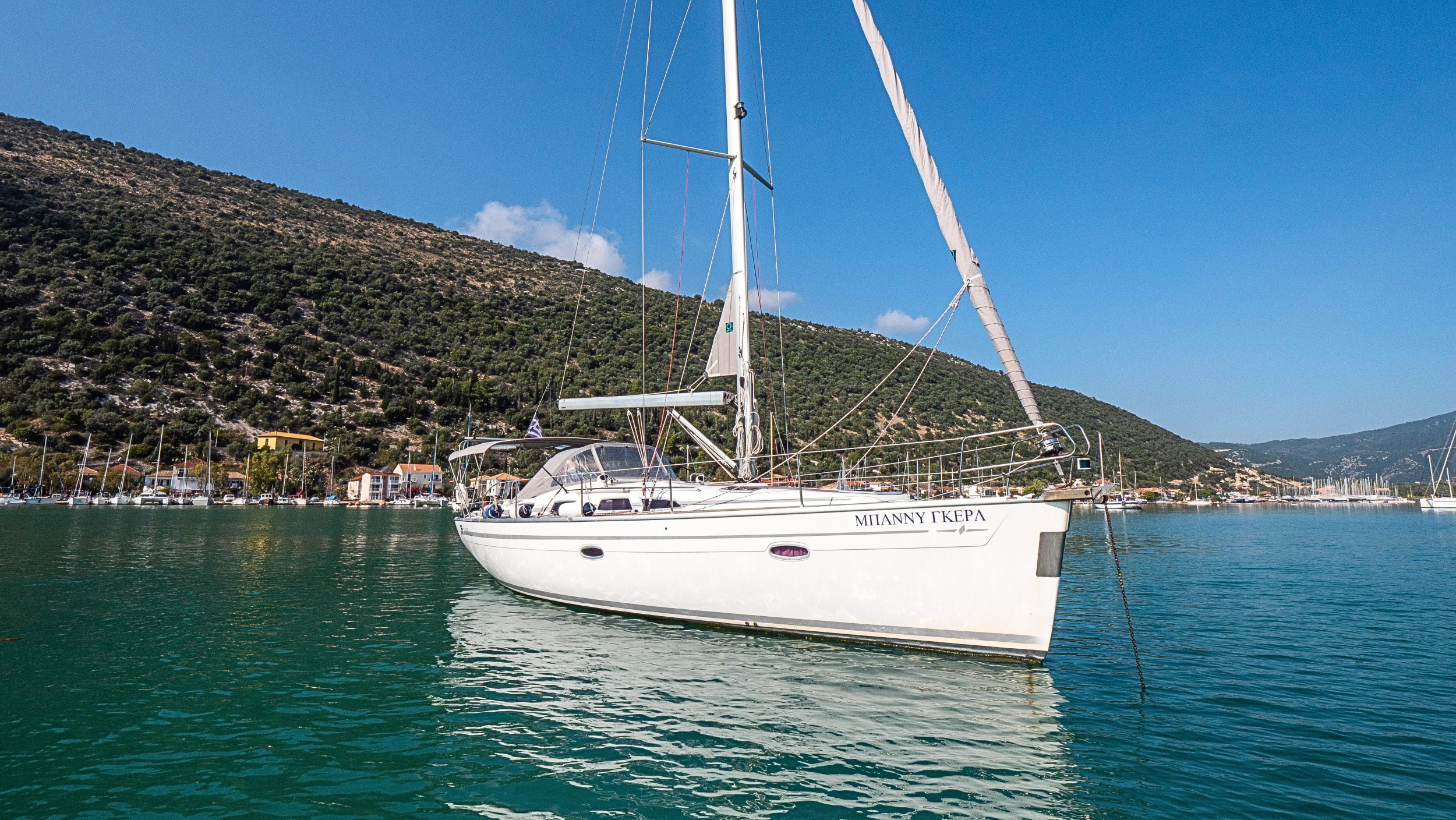 Bavaria Cruiser 40 — photo 13