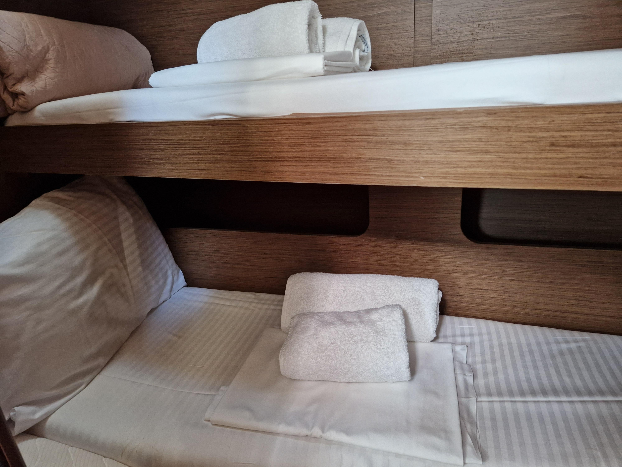 Oceanis 46.1 — photo 6