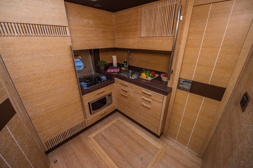 Azimut 47 Fly — photo 3