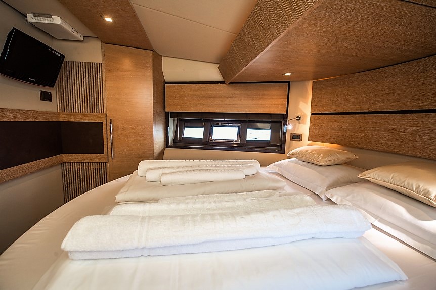 Azimut 47 Fly — photo 17
