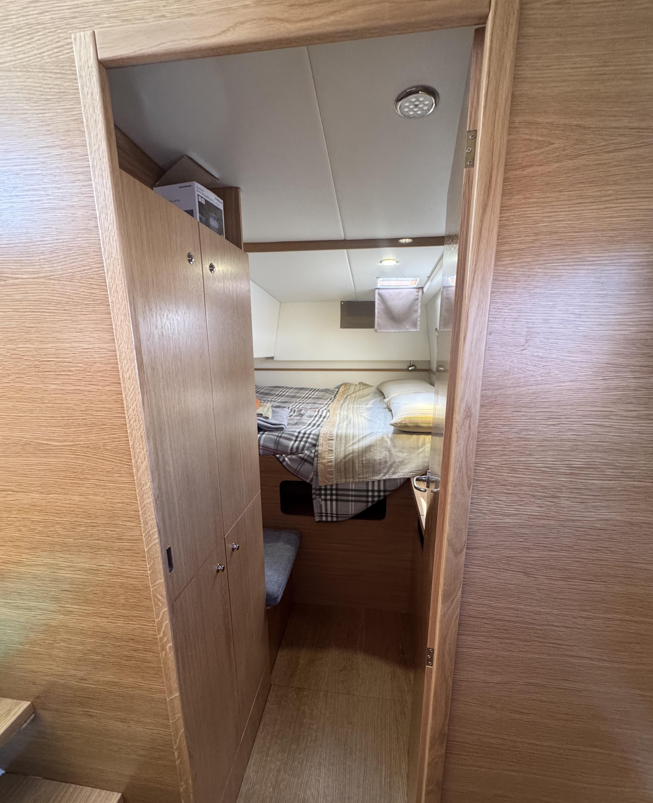 C-CAT 37 — photo 19
