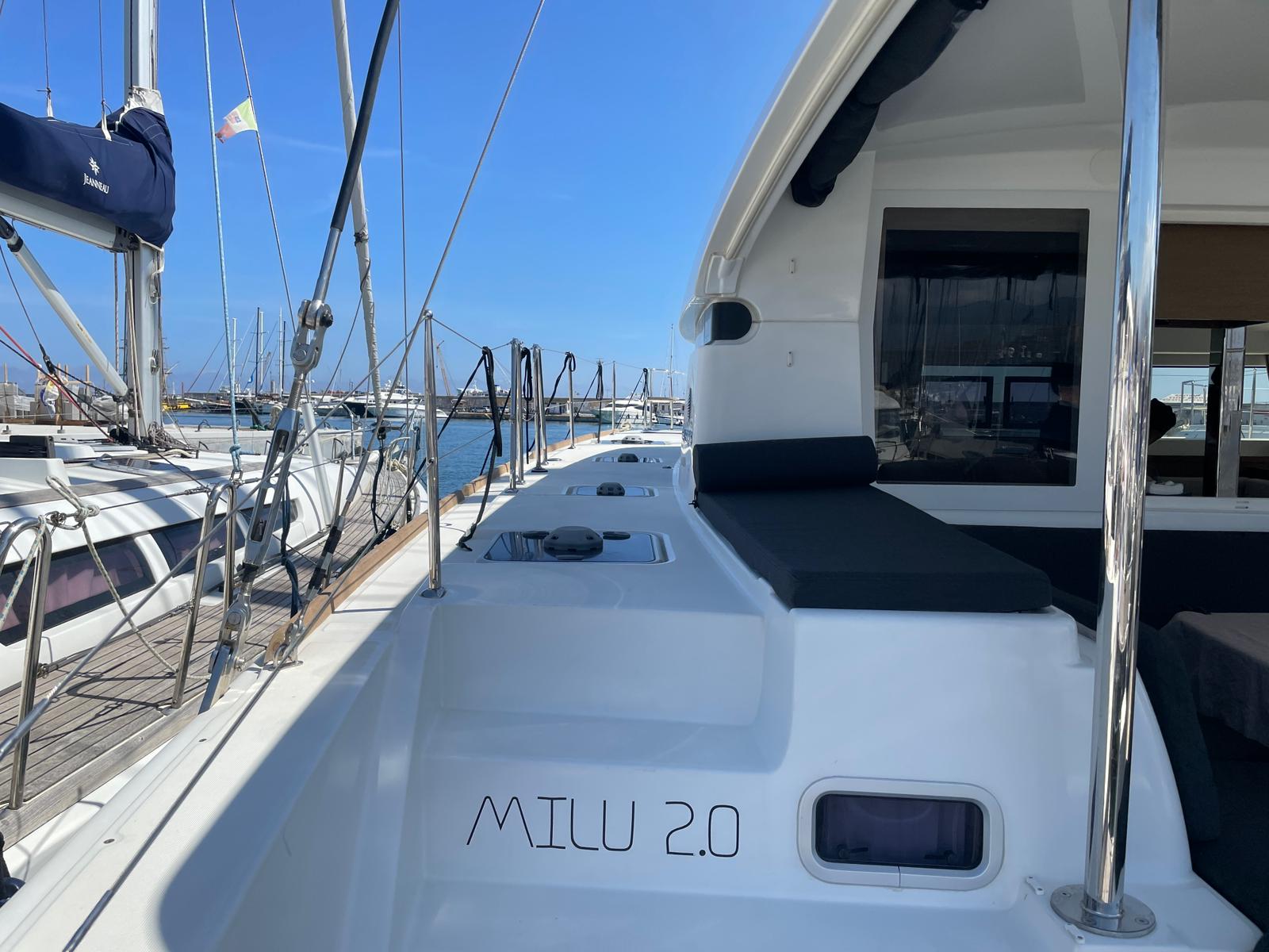 Lagoon 40 — photo 4
