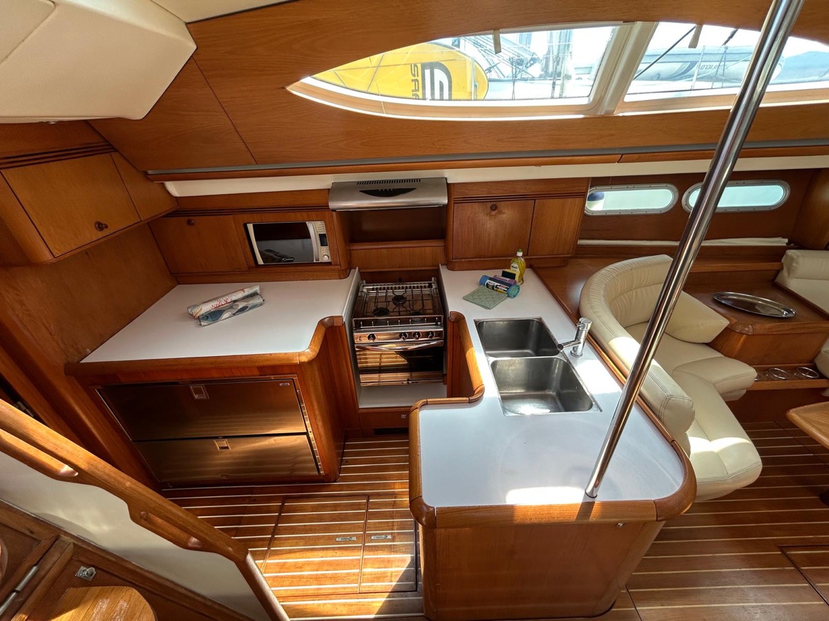 Sun Odyssey 54 DS — photo 13