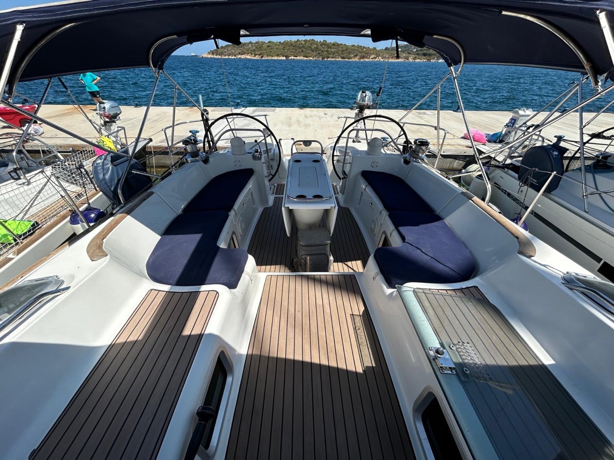 Sun Odyssey 54 DS — photo 28