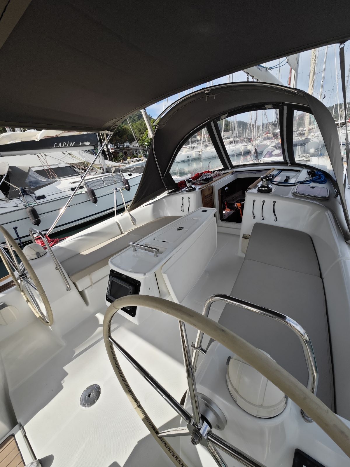 Oceanis 40 — photo 16