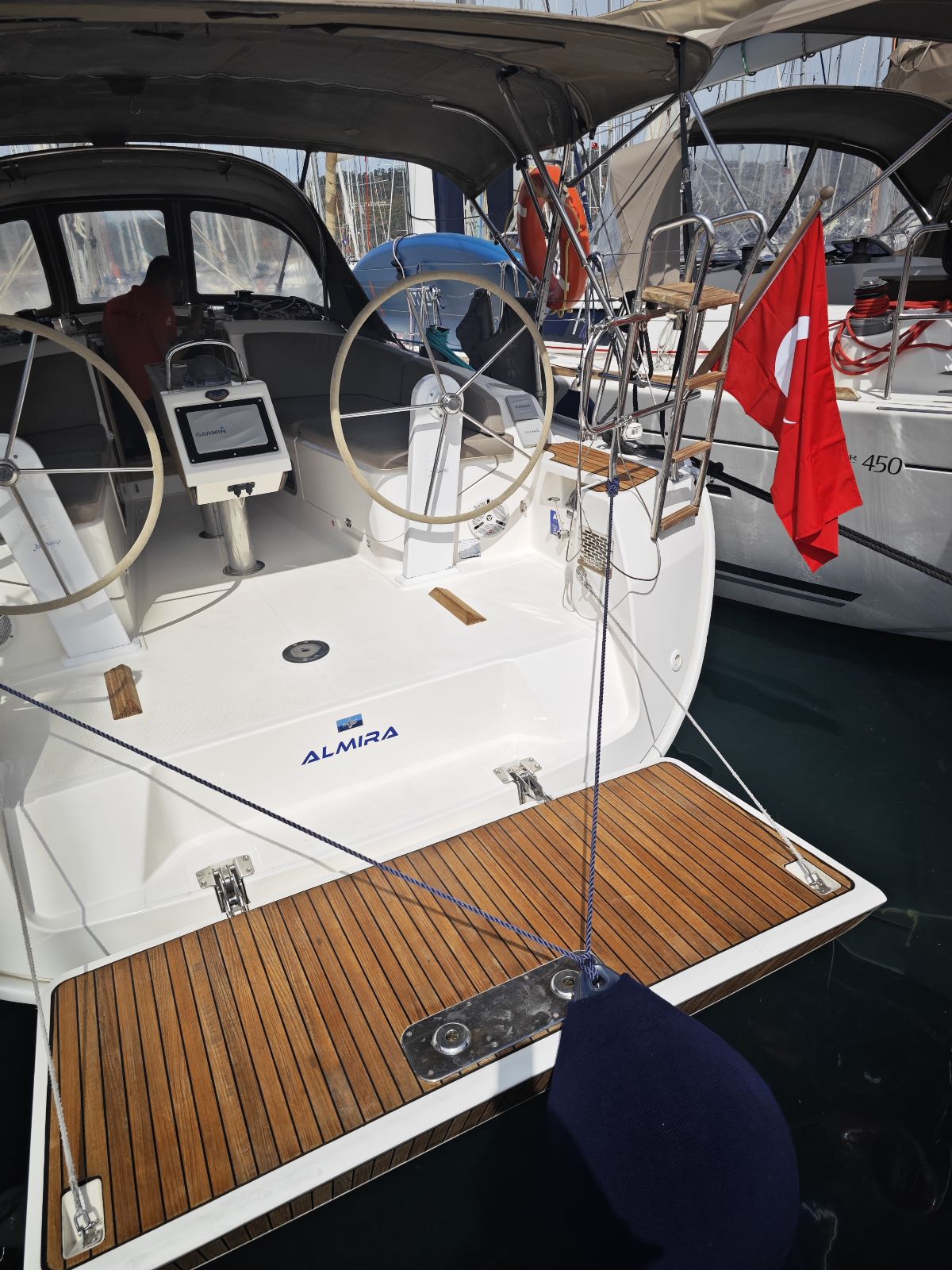 Bavaria Cruiser 37 — photo 12