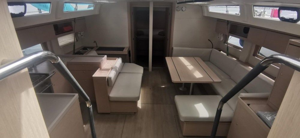 Oceanis 51.1 — photo 10