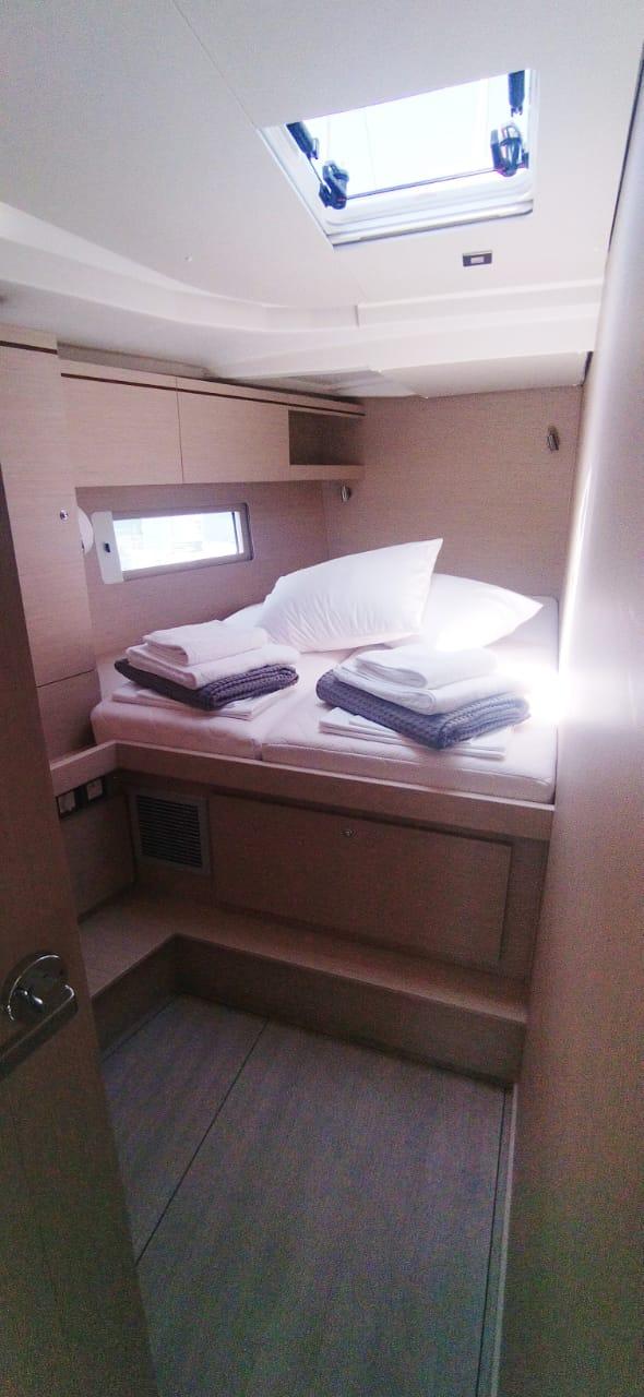 Oceanis 51.1 — photo 10