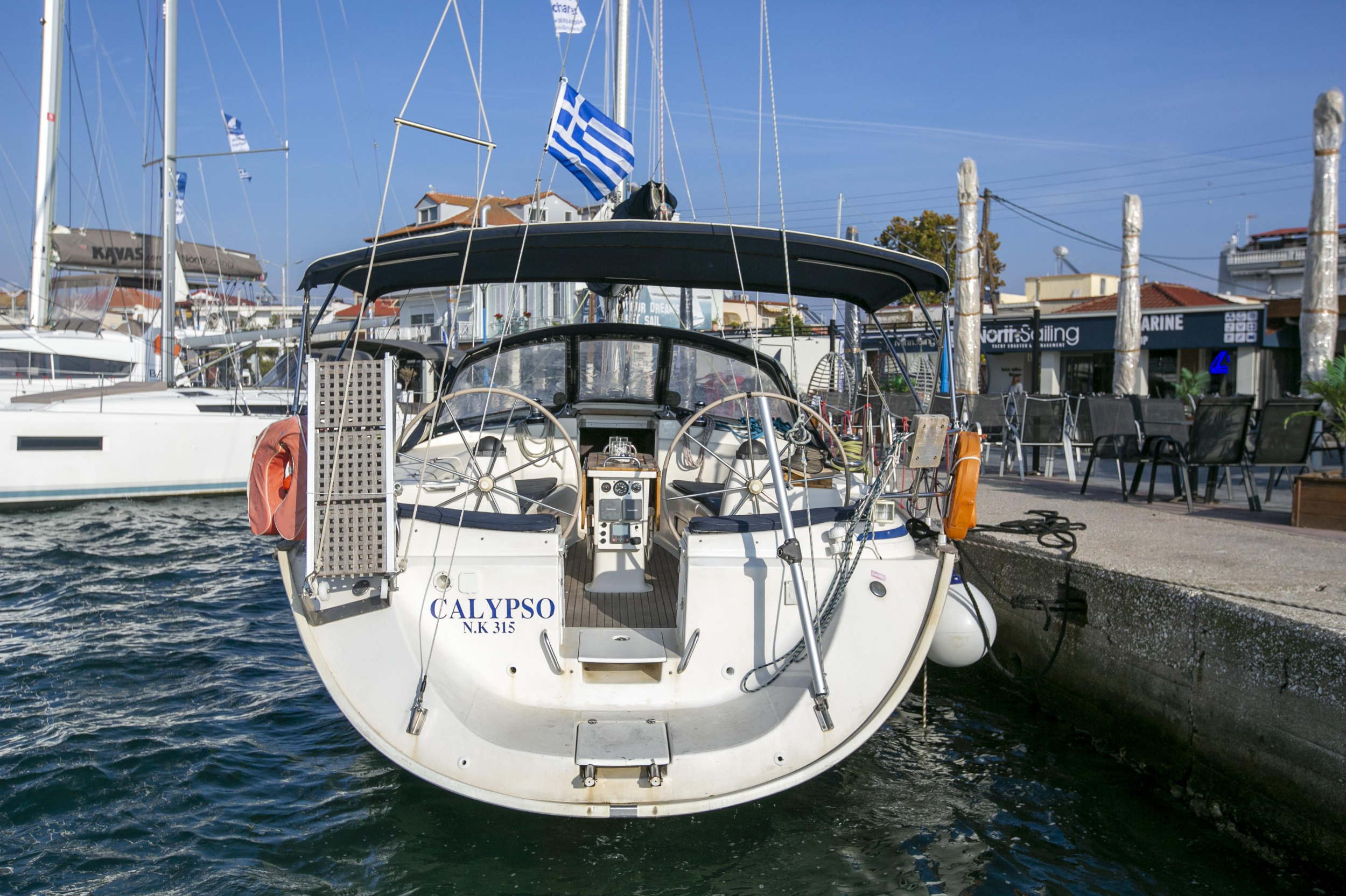 Bavaria 44 — photo 9