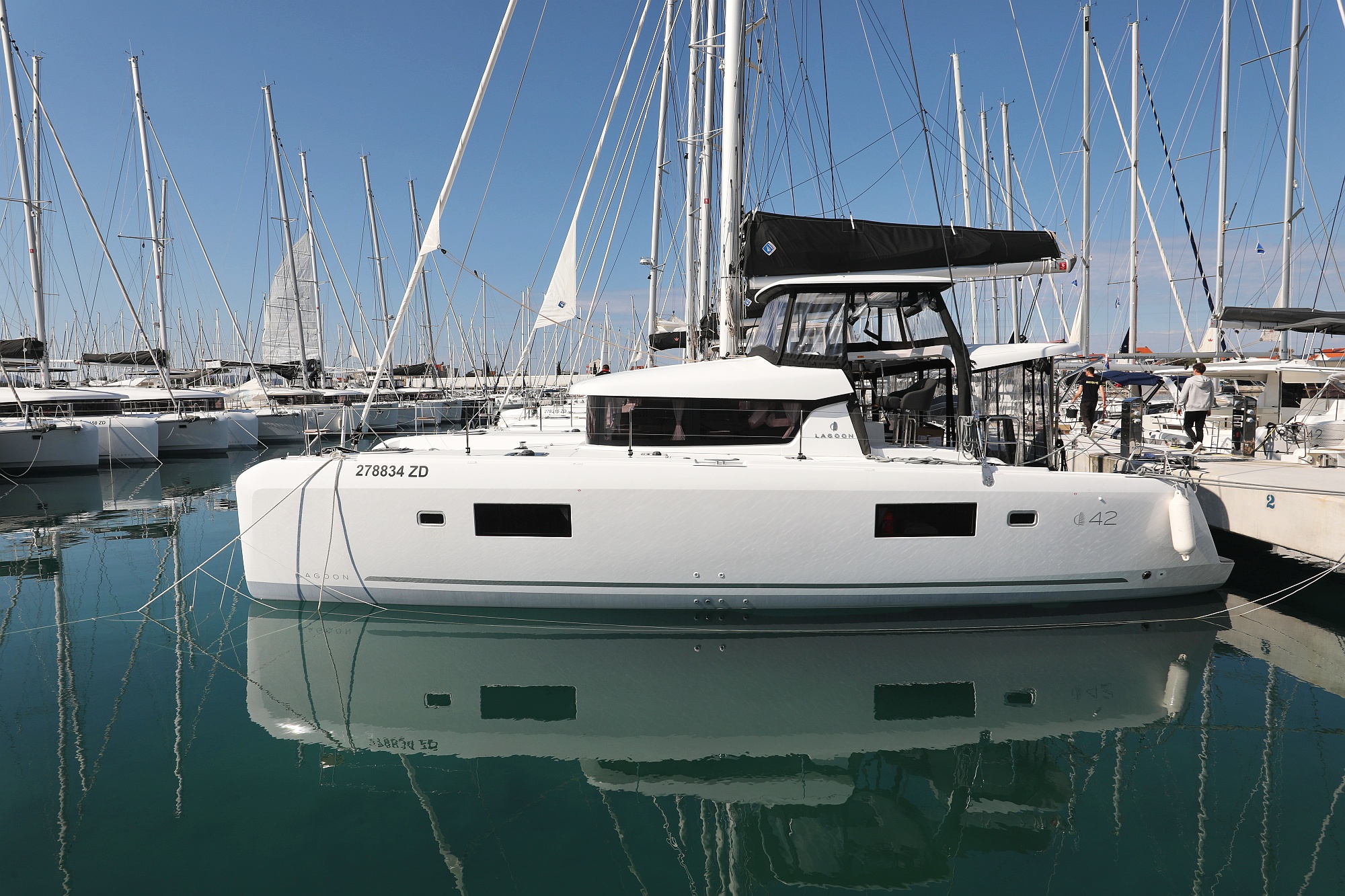 Lagoon 42 — photo 25