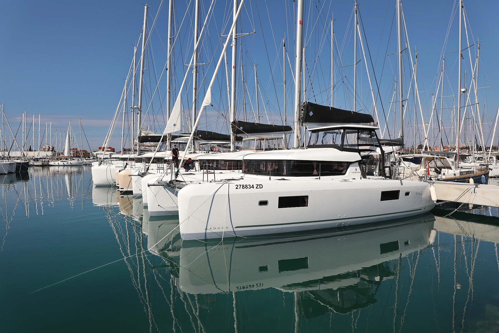Lagoon 42 — photo 47