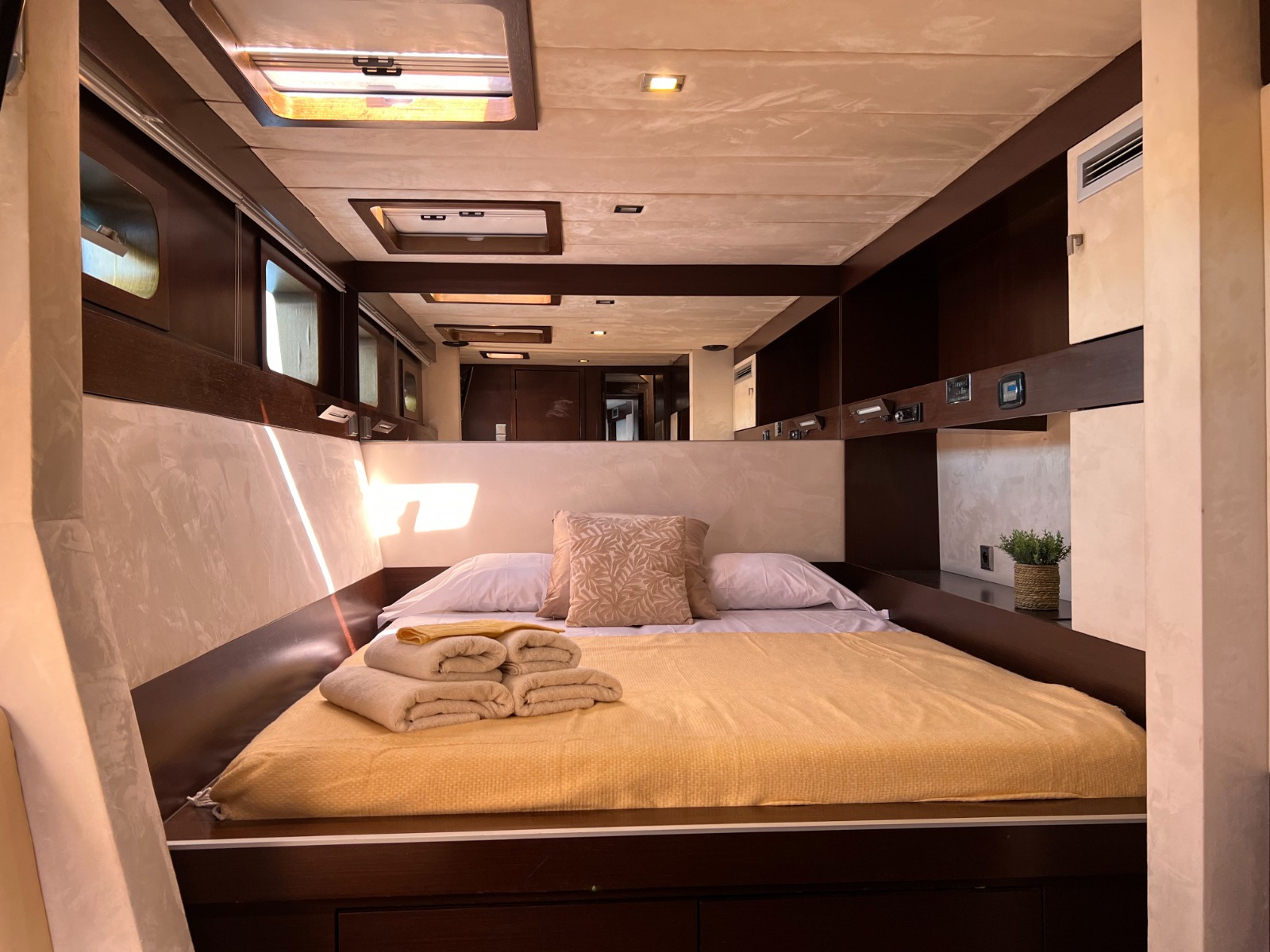 Sunreef 620 — photo 38
