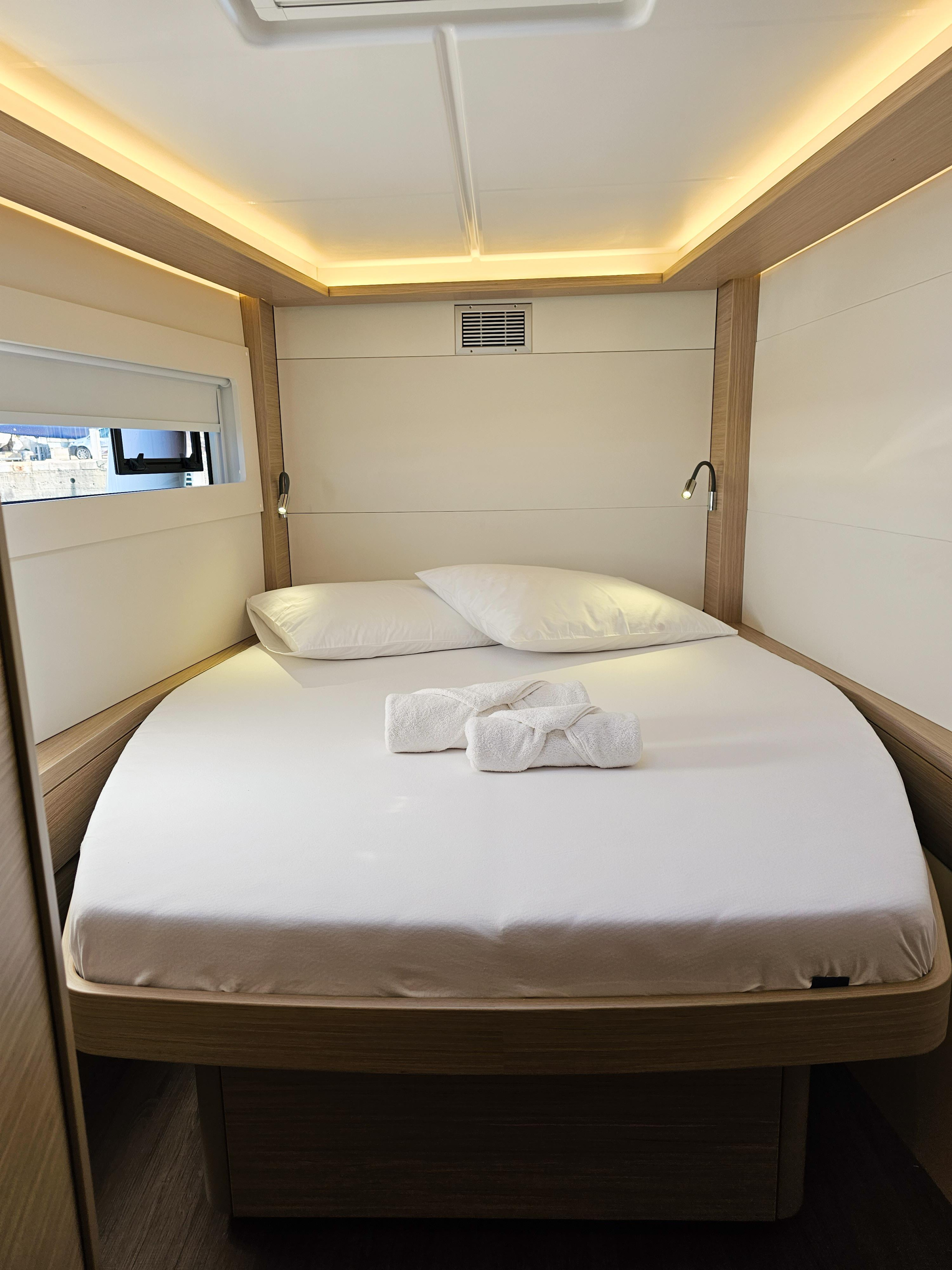 Lagoon 46 Fly — photo 11