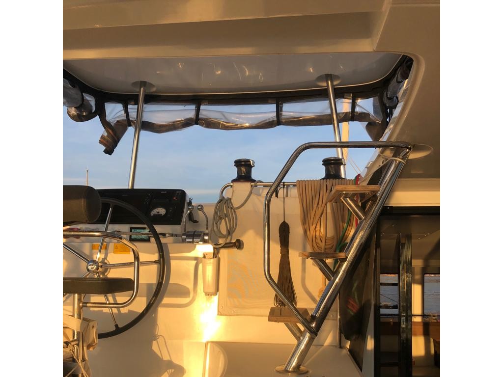 Lagoon 42 — photo 1