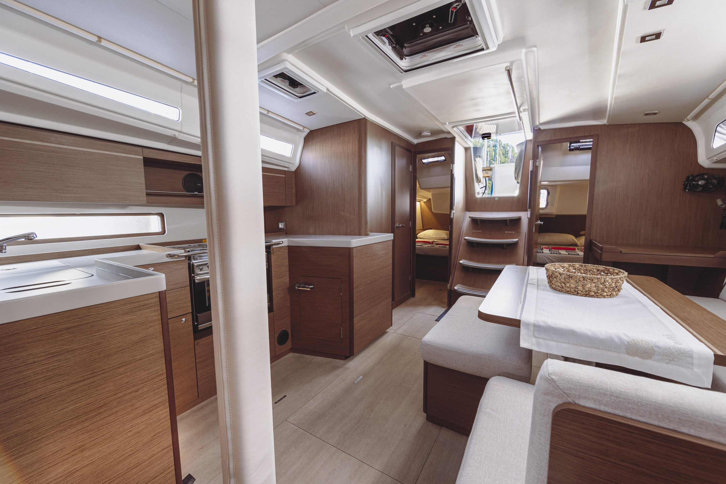 Oceanis 40.1 — photo 14