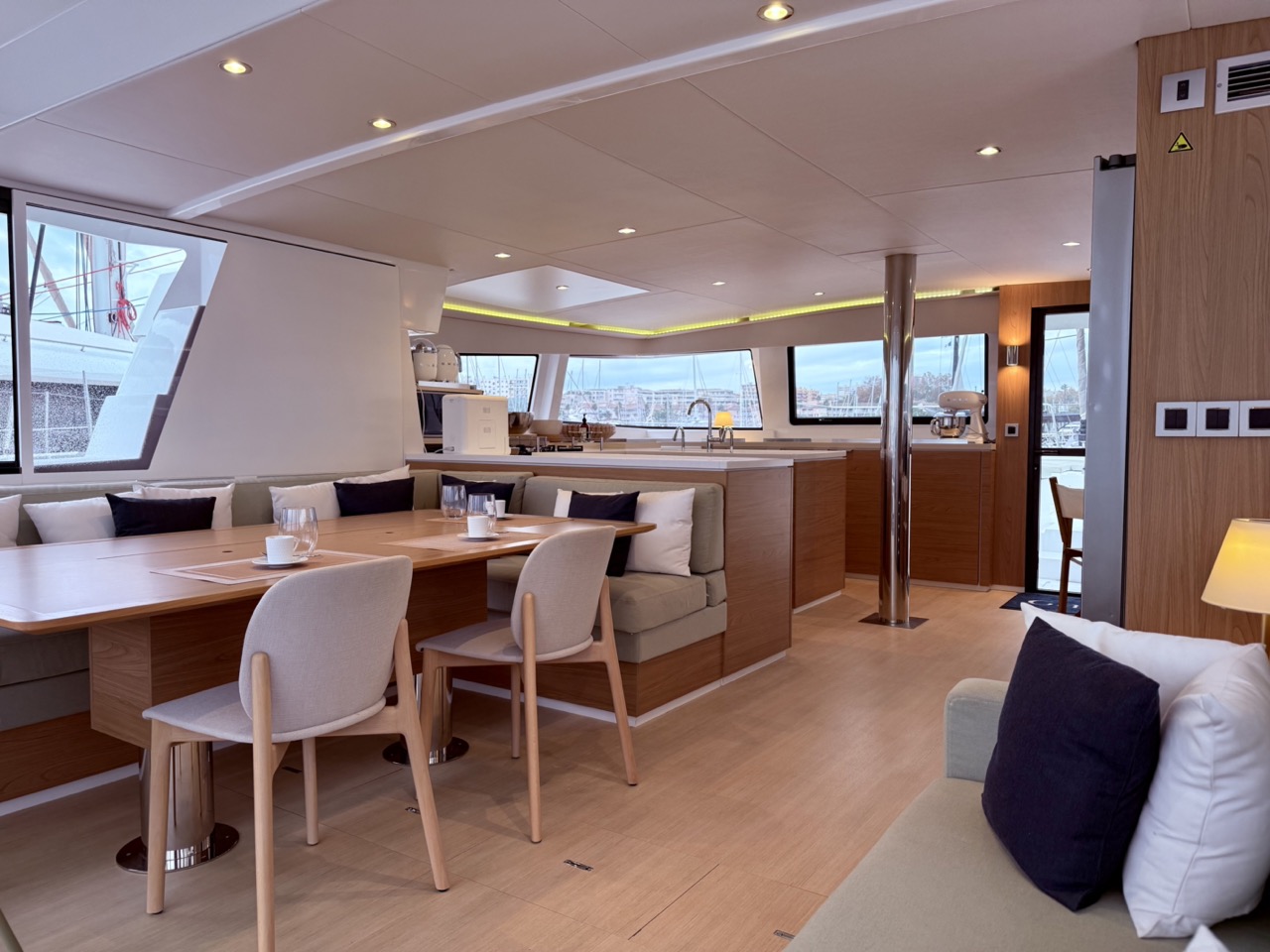 Bali 5.4 (10 berths) — photo 14