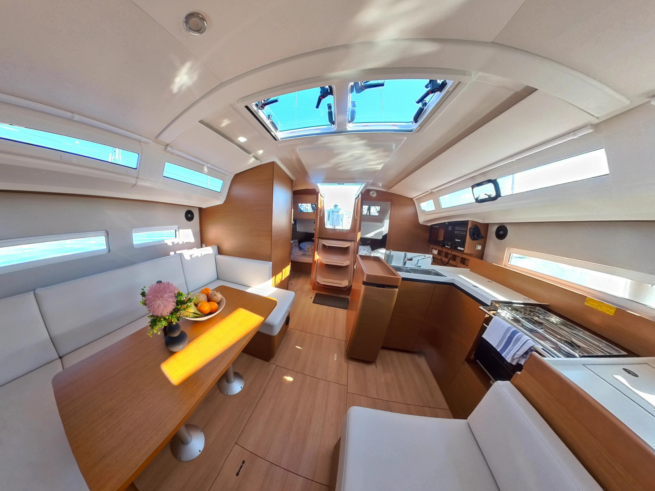 Sun Odyssey 410 — photo 10