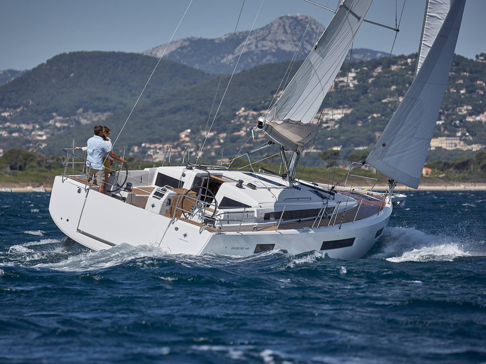 Sun Odyssey 440 — photo 1