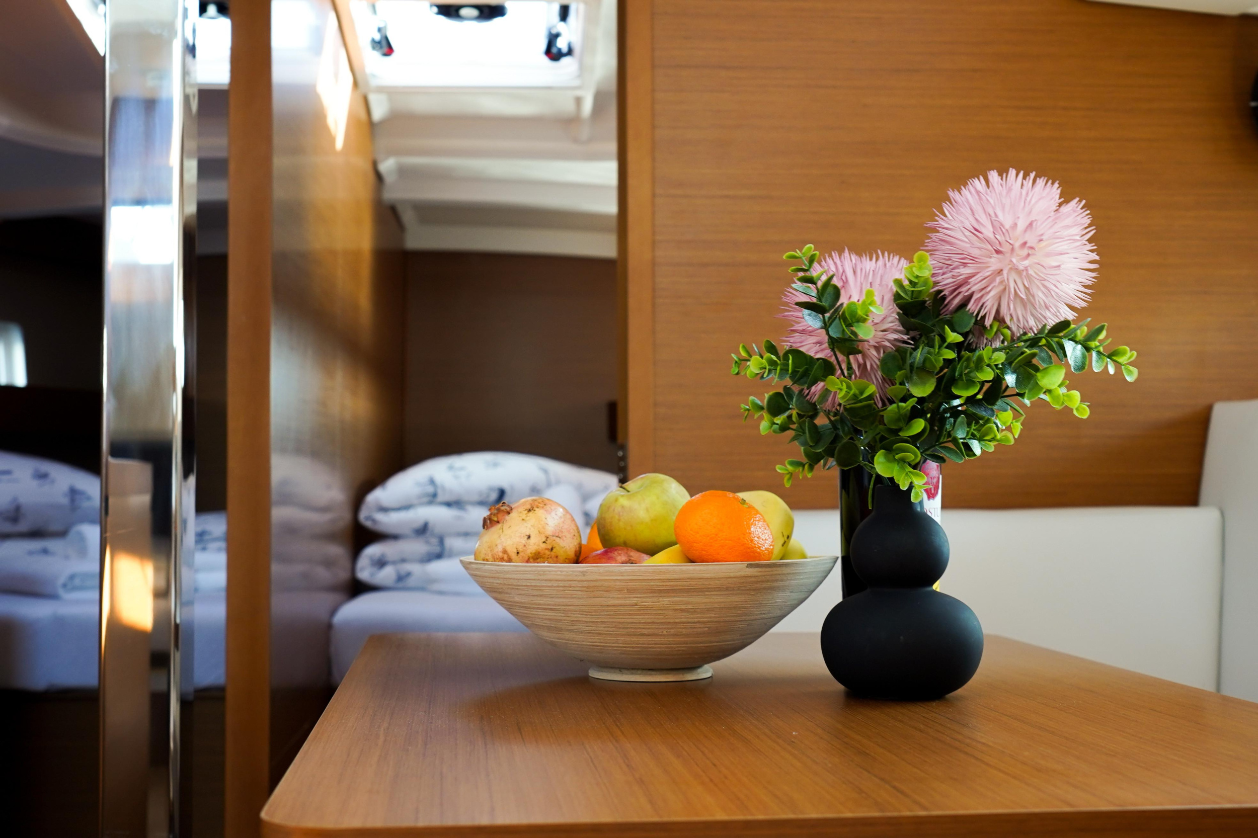 Sun Odyssey 440 — photo 10