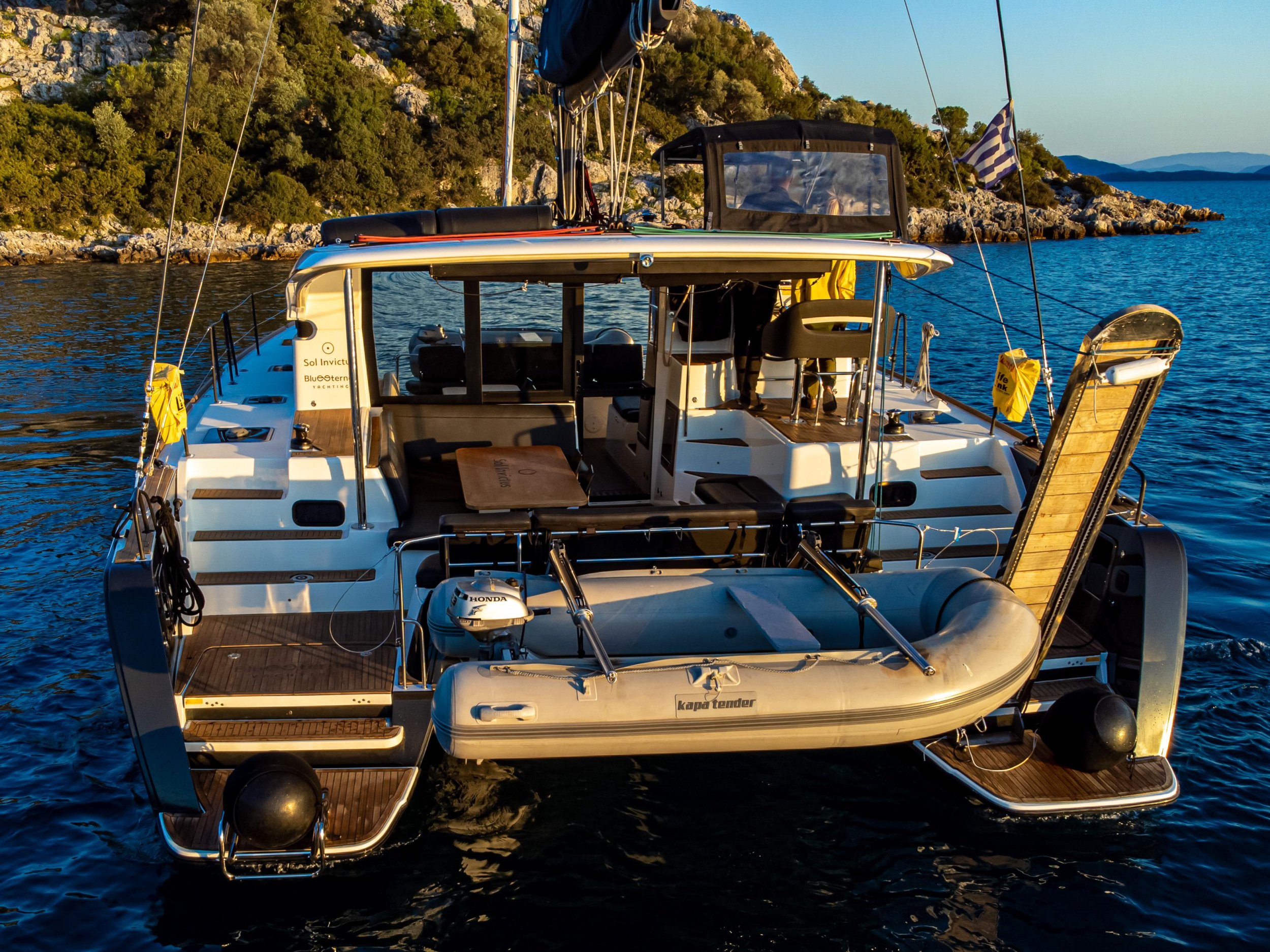 Lagoon 40 — photo 37