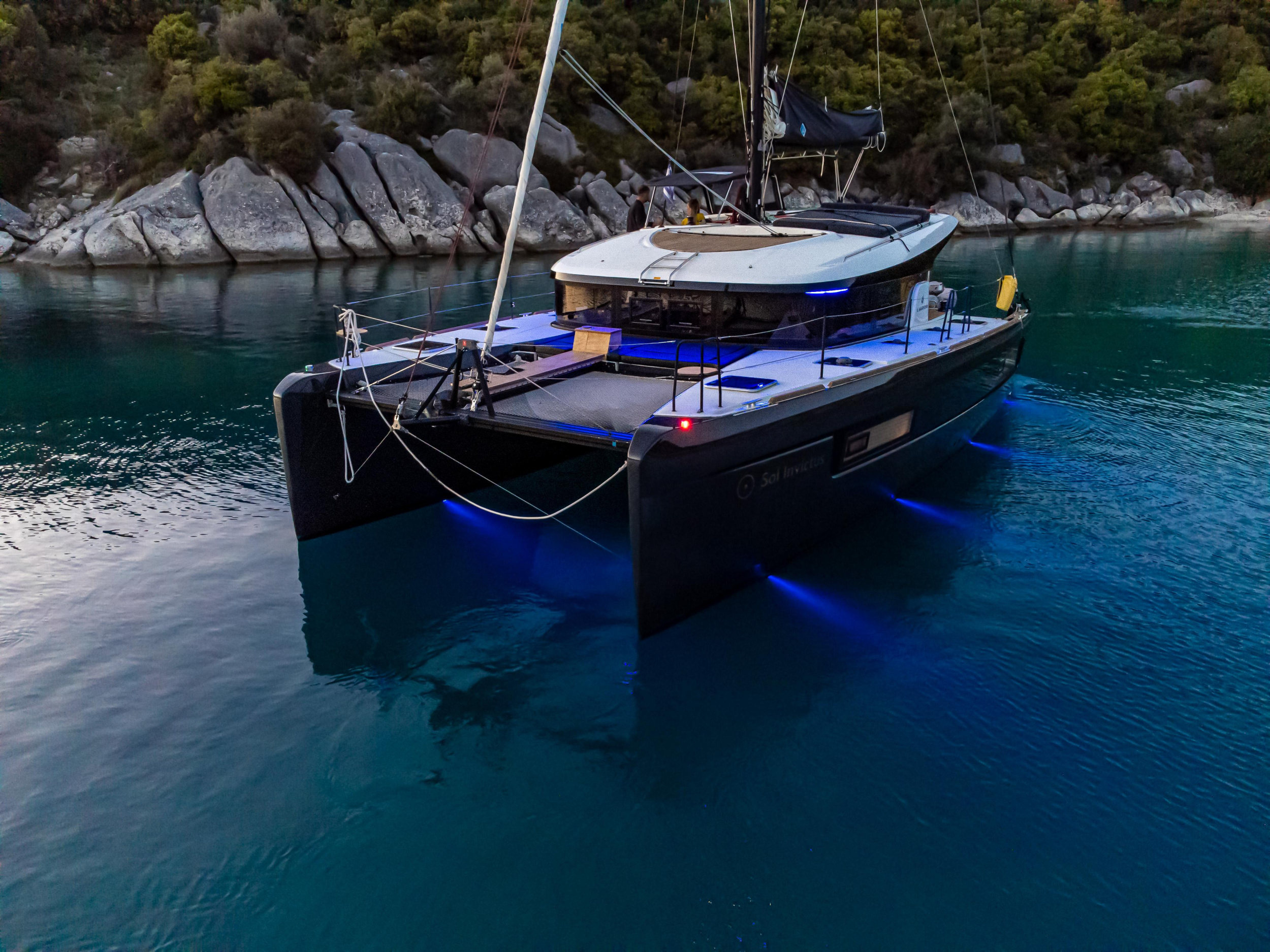 Lagoon 40 — photo 18