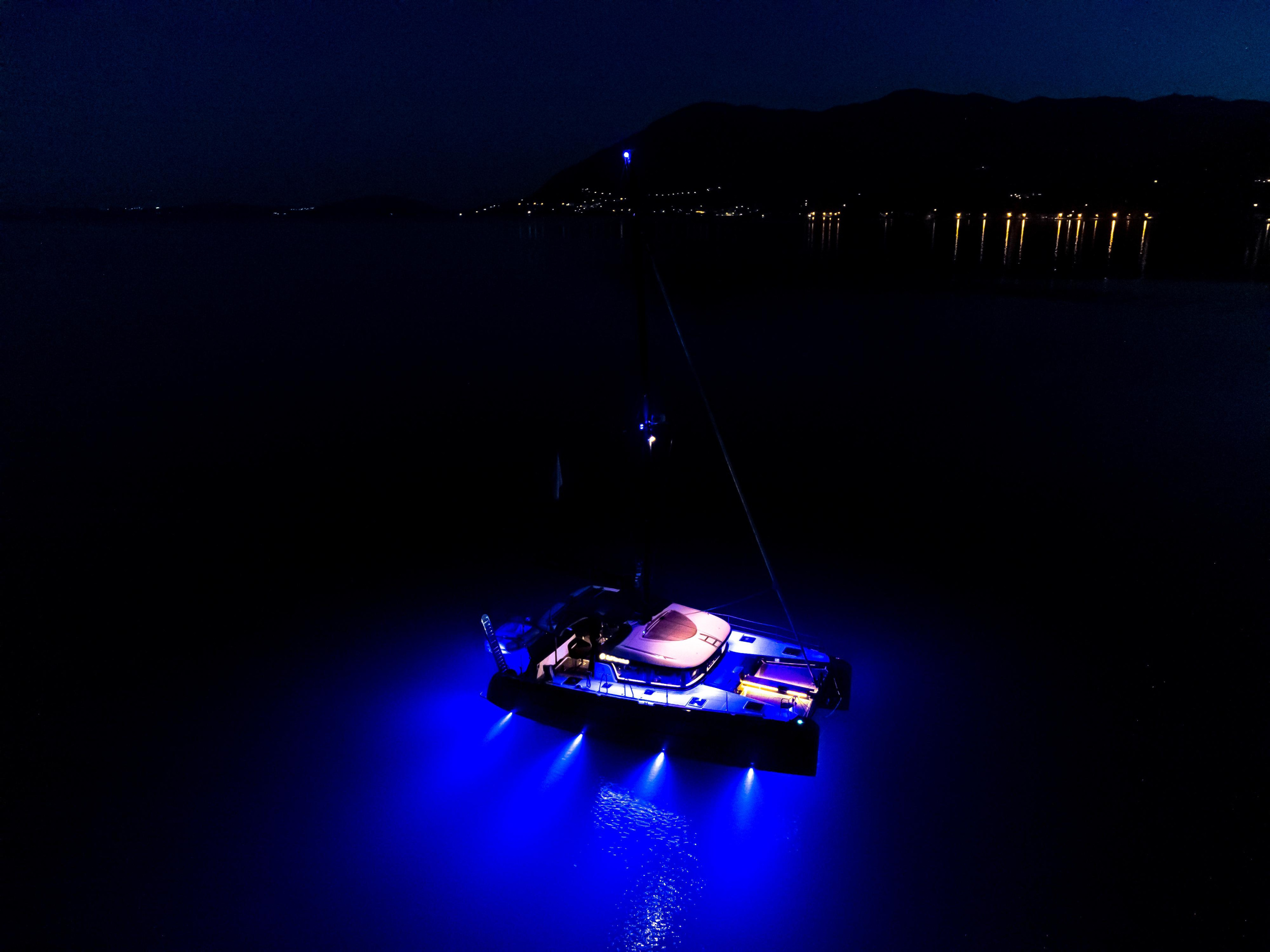 Lagoon 40 — photo 38