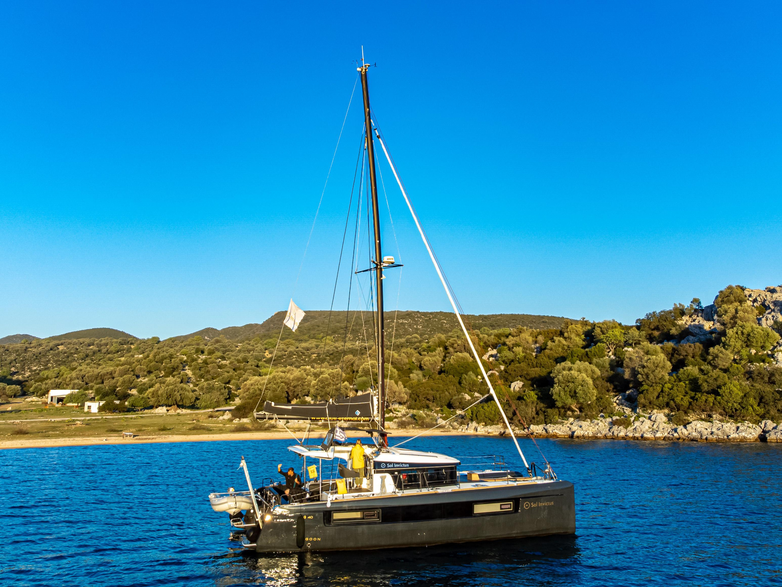 Lagoon 40 — photo 62