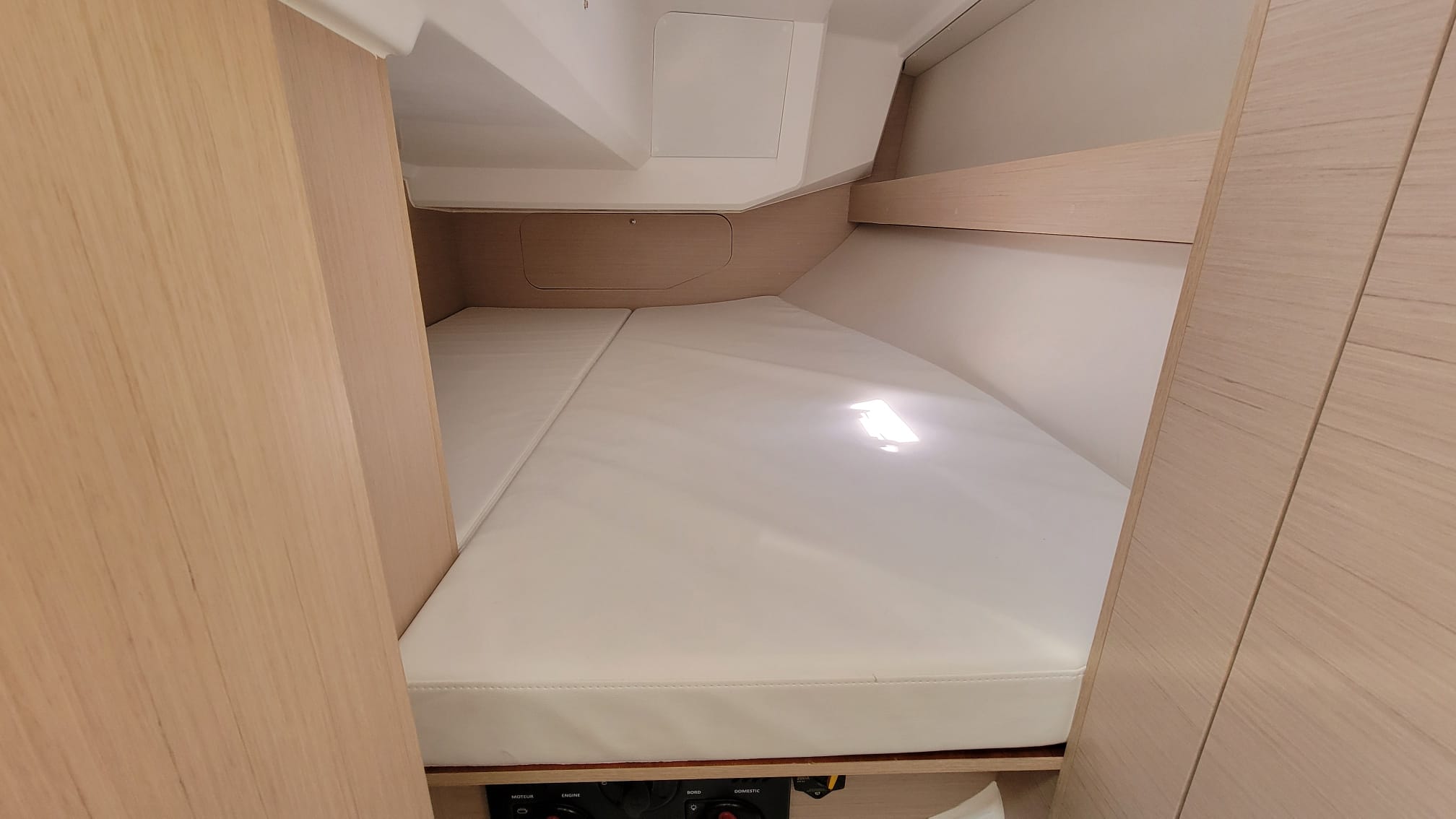 Oceanis 30.1 — photo 3