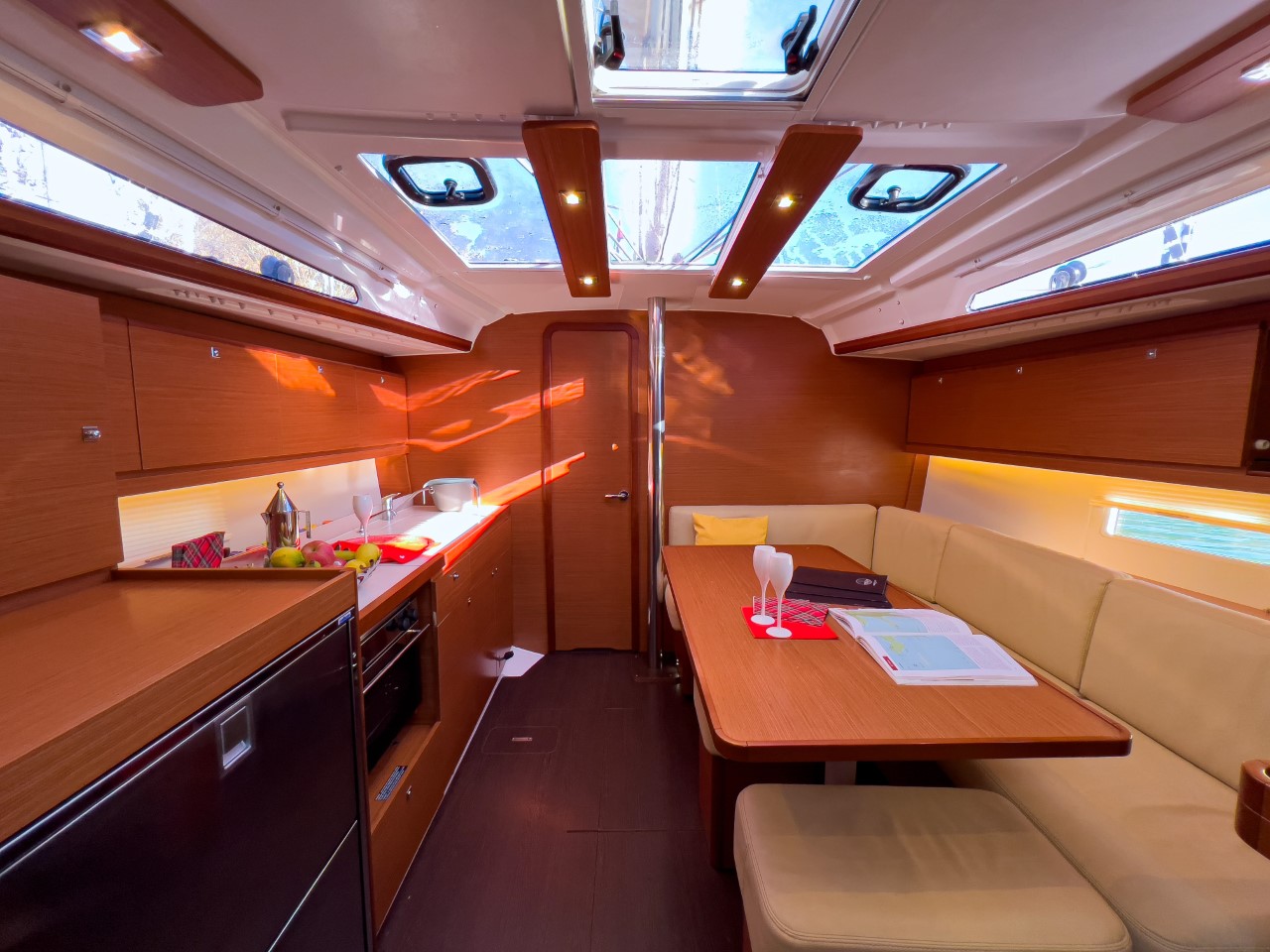Dufour 390 GL — photo 8