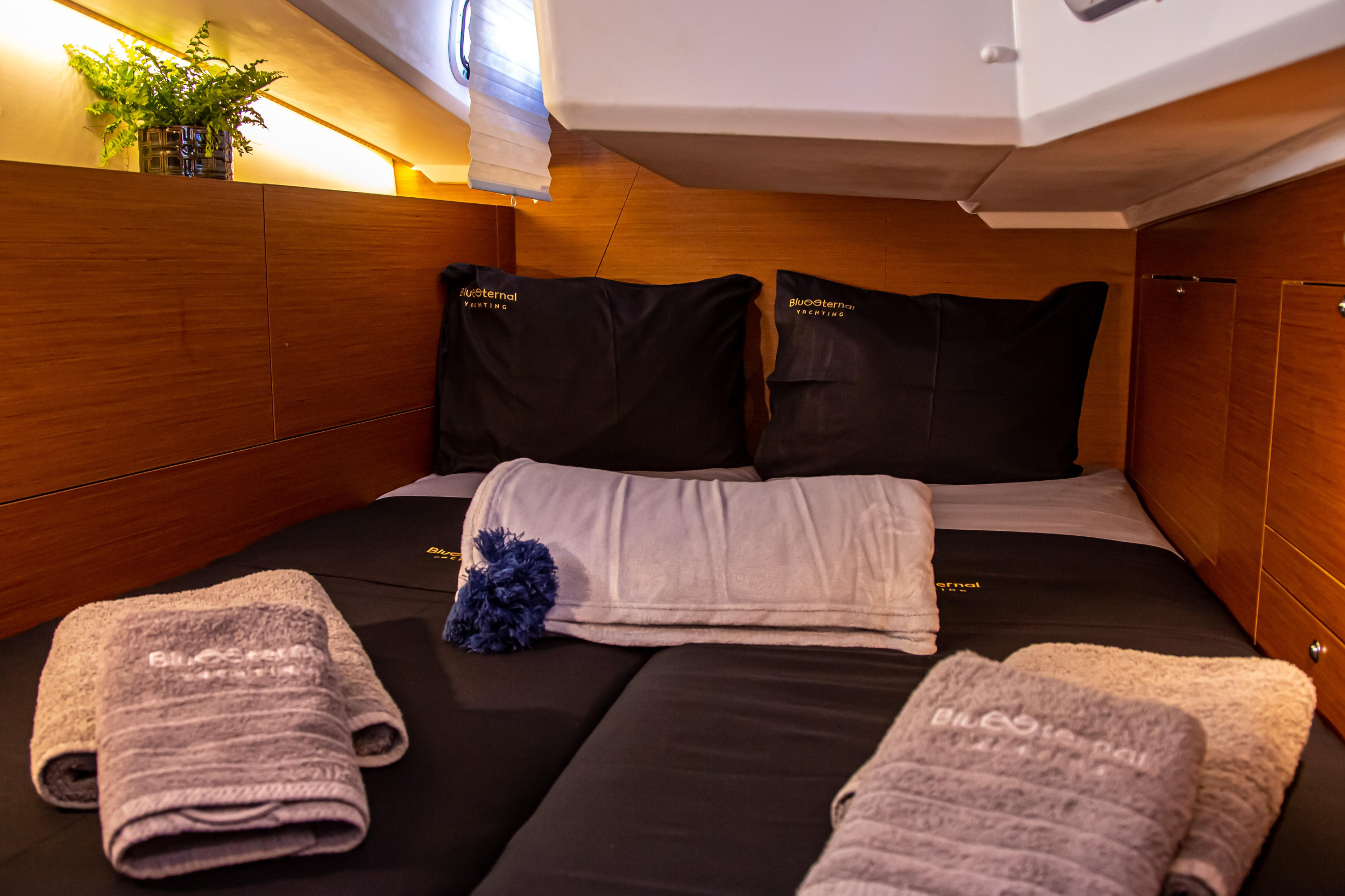 Sun Odyssey 410 — photo 29