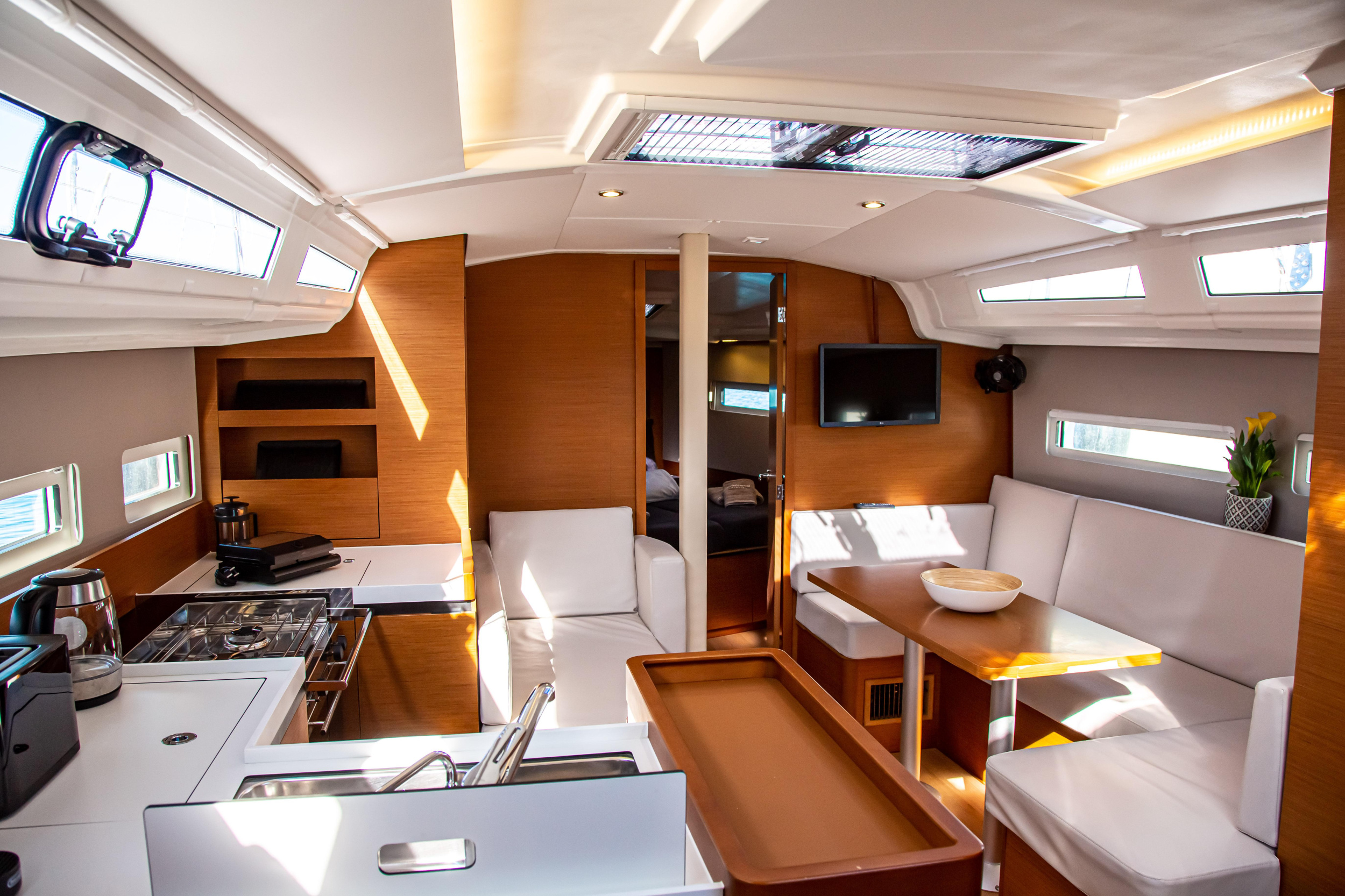 Sun Odyssey 410 — photo 6