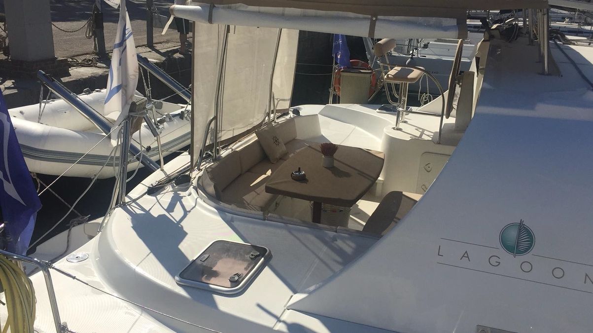 Lagoon 440 — photo 5
