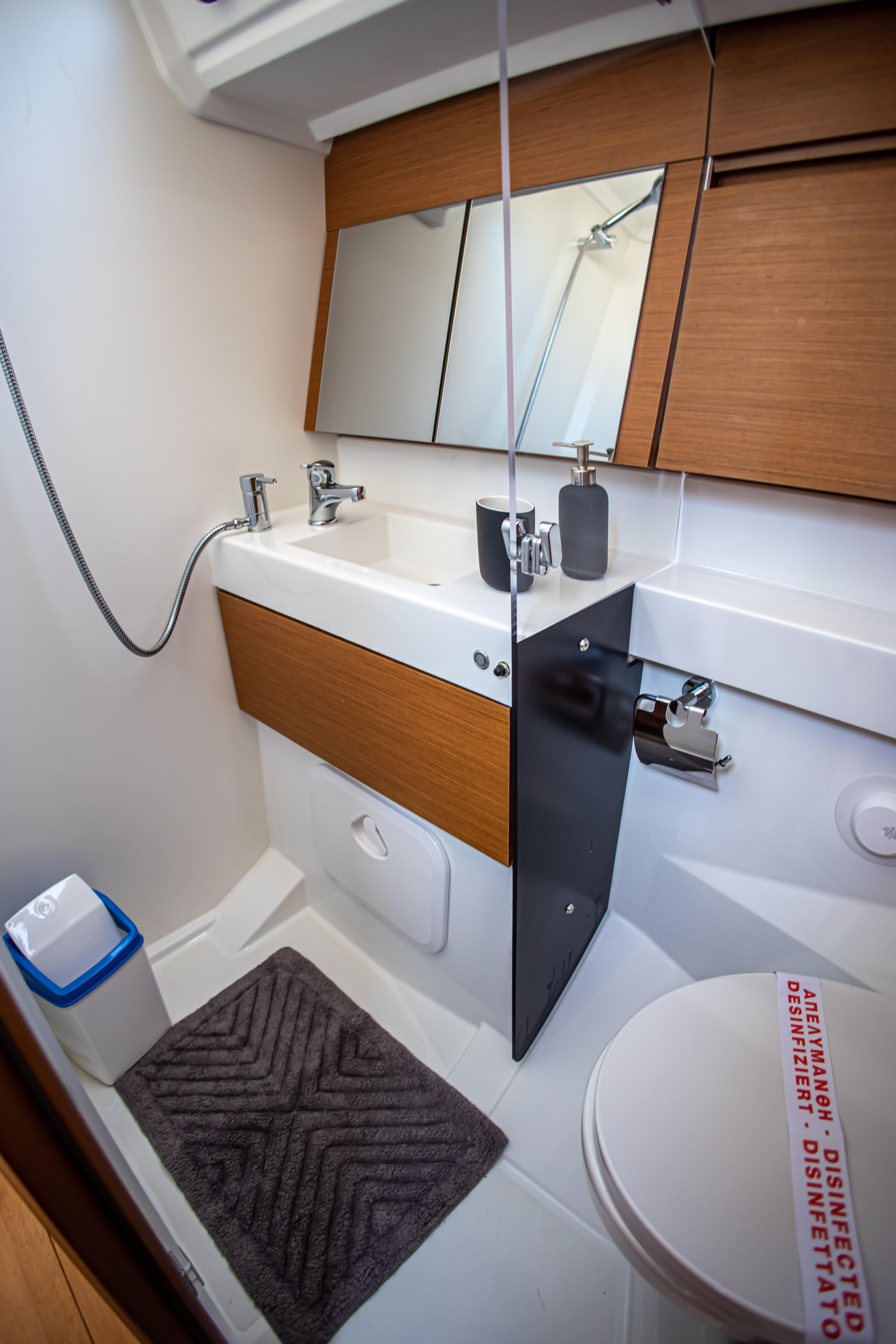 Sun Odyssey 410 — photo 12