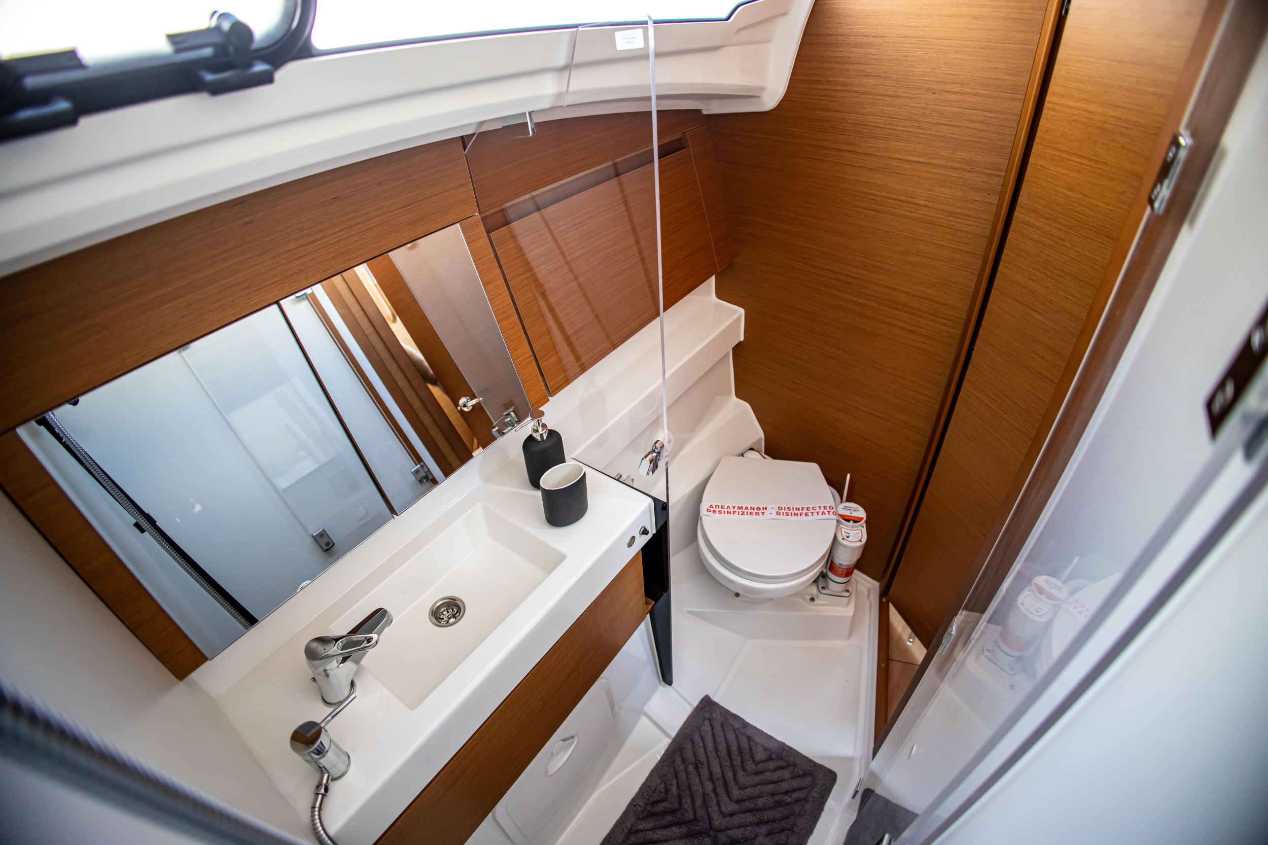 Sun Odyssey 410 — photo 24