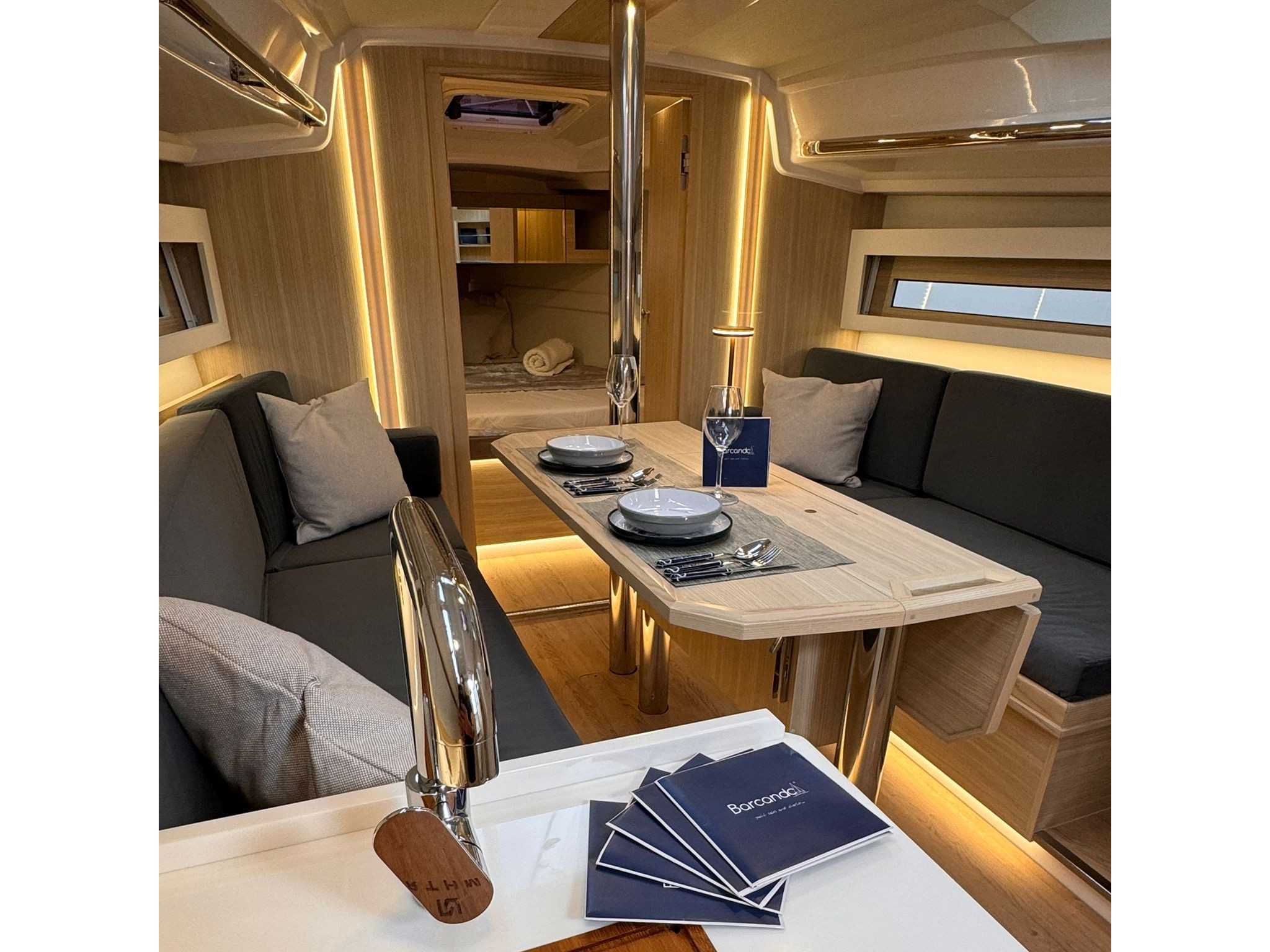 Maxus 35 — photo 24