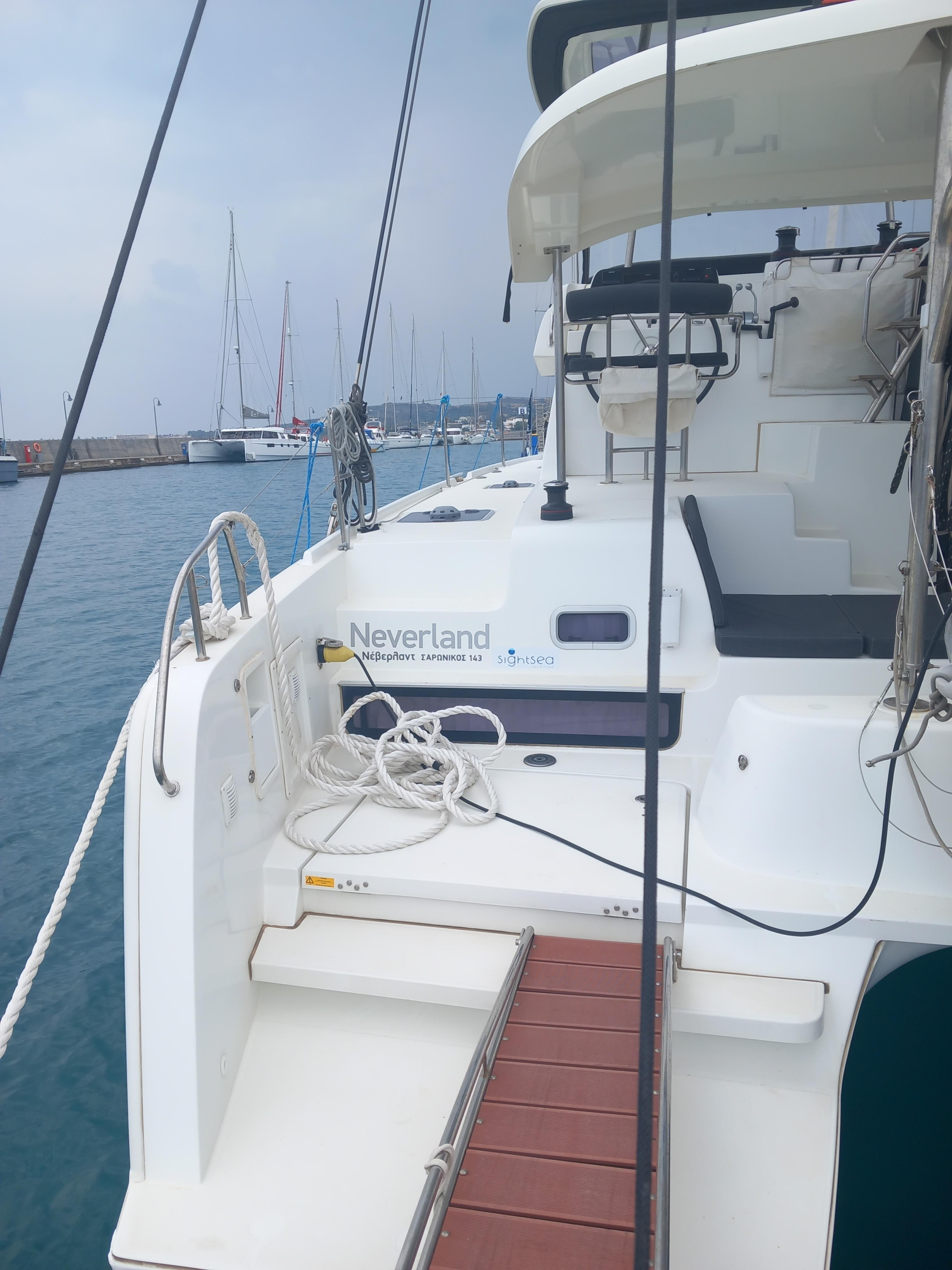 Lagoon 42 — photo 7