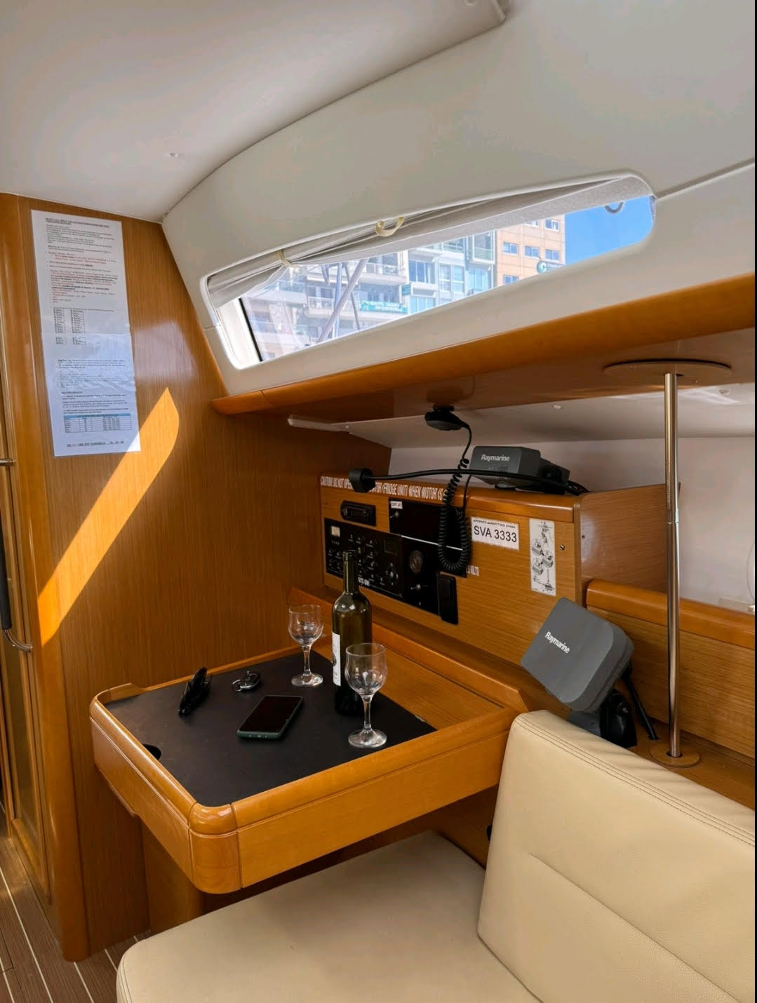 Sun Odyssey 42DS — photo 4