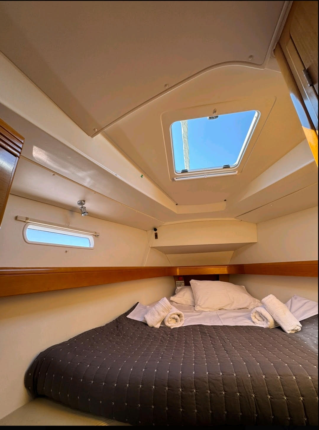 Sun Odyssey 42DS — photo 7