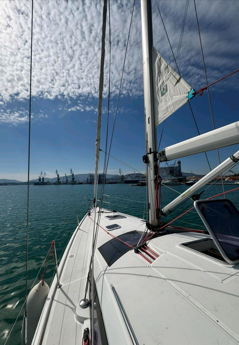 Sun Odyssey 42DS — photo 12